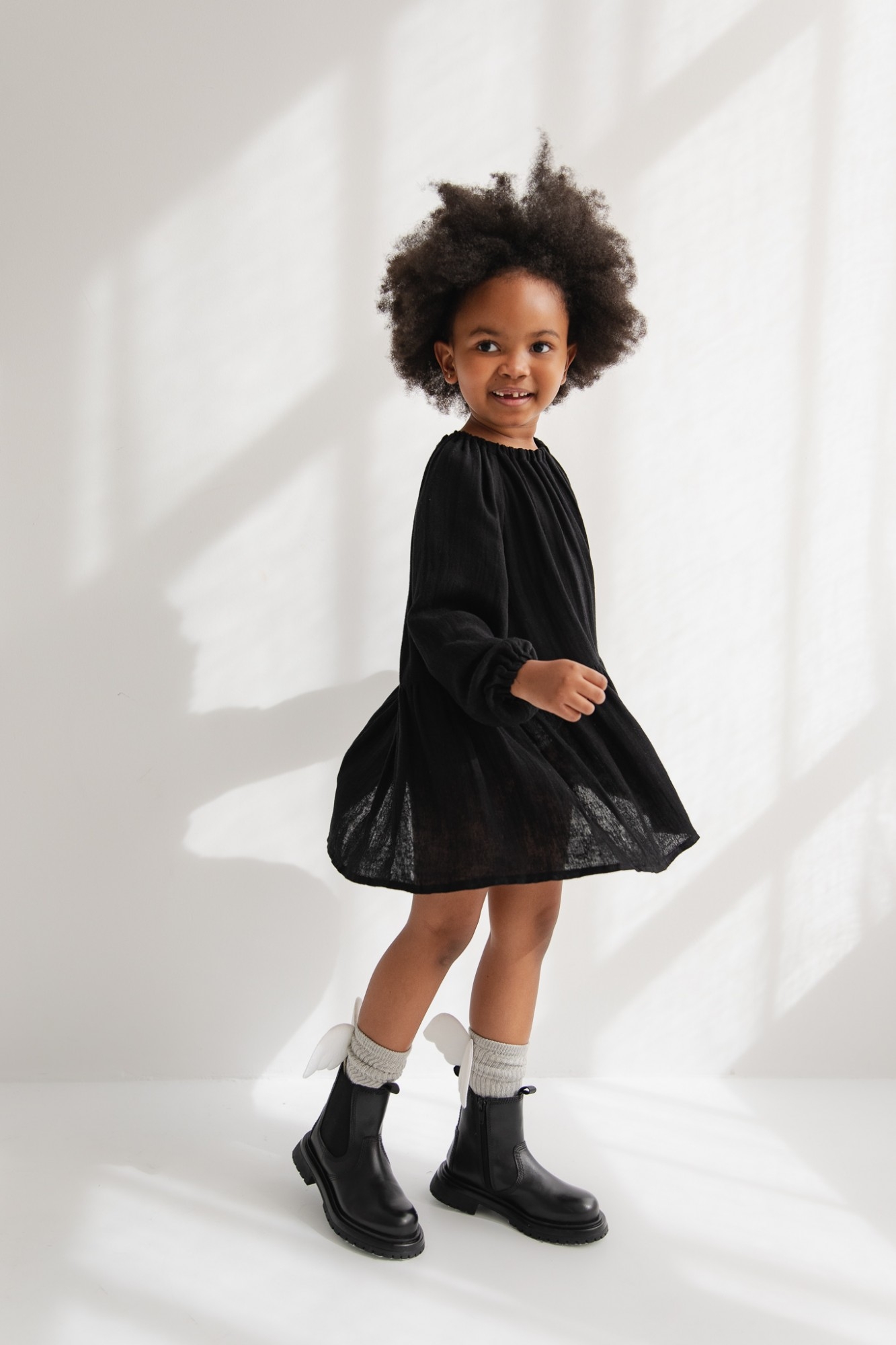 MINI Sukienka bambusowa w kolorze TOTALLY BLACK