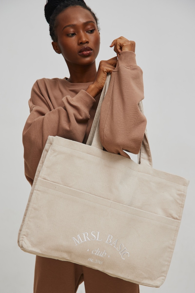Torba typu shopper bag wykonana ze sztruksu w kolorze CLASSIC BEIGE