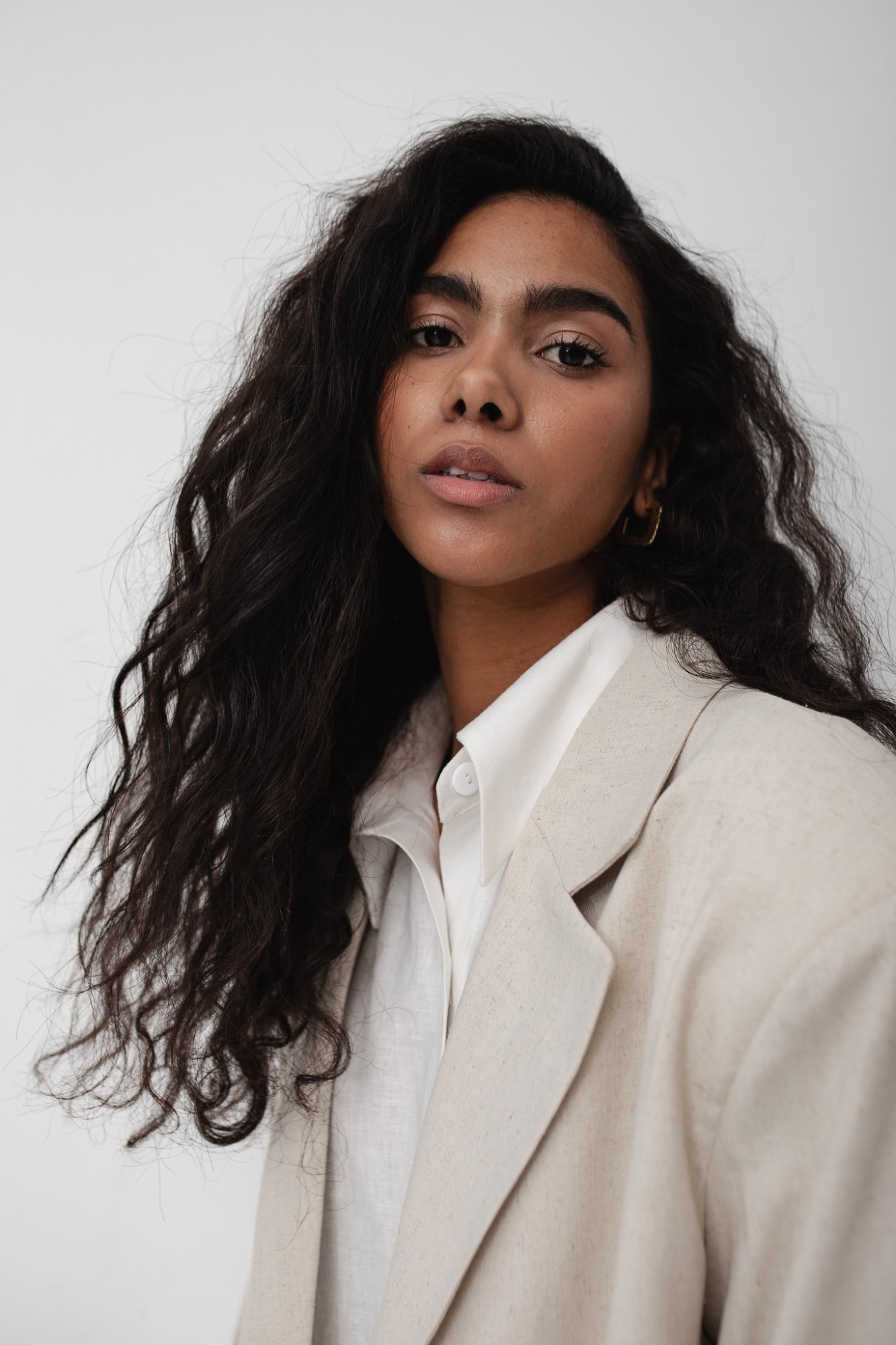 Marynarka z lnem oversize w kolorze LIGHT BEIGE