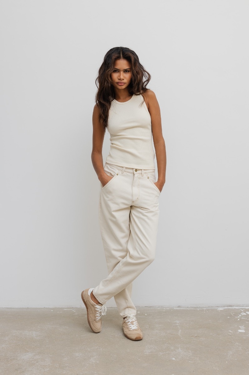 Spodnie jeansowe typu mom fit w kolorze BEIGE JEANS - JUST
