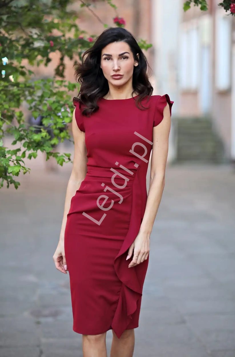 Image of Bordowa sukienka midi z drapowaniem na boku, elegancka sukienka ołówkowa, KM66