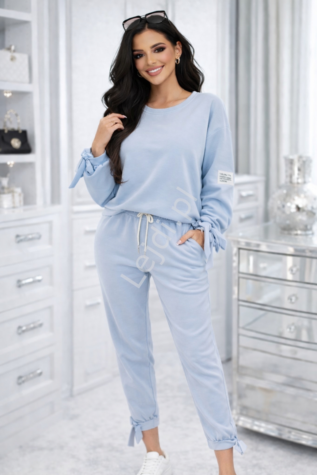 Komplet damskie z wi�zanym �ciagaczem niebieski, b��kitny 7841