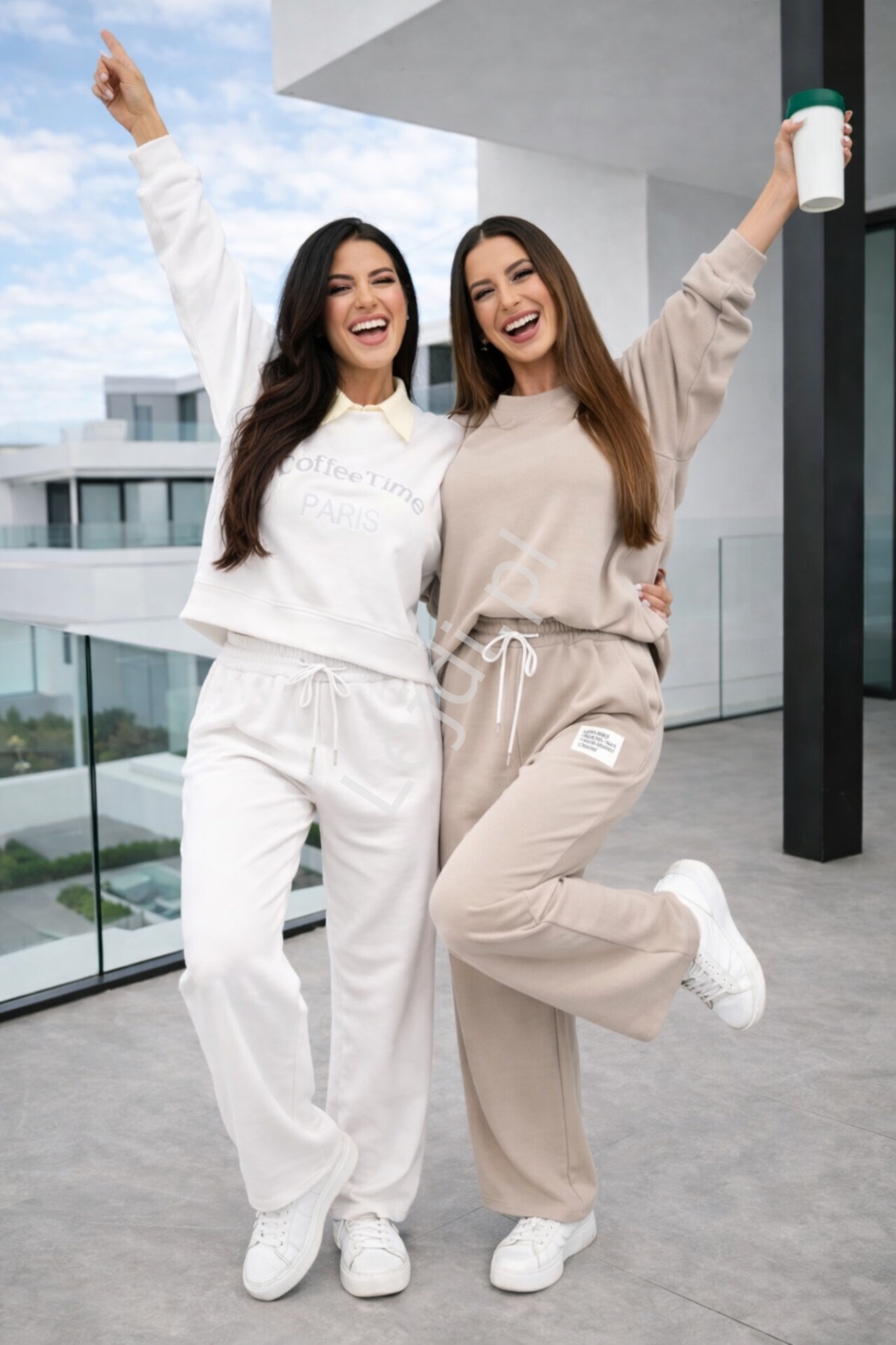 Komplet damski biały z kołnierzykiem Coffee TIME PARIS 22212