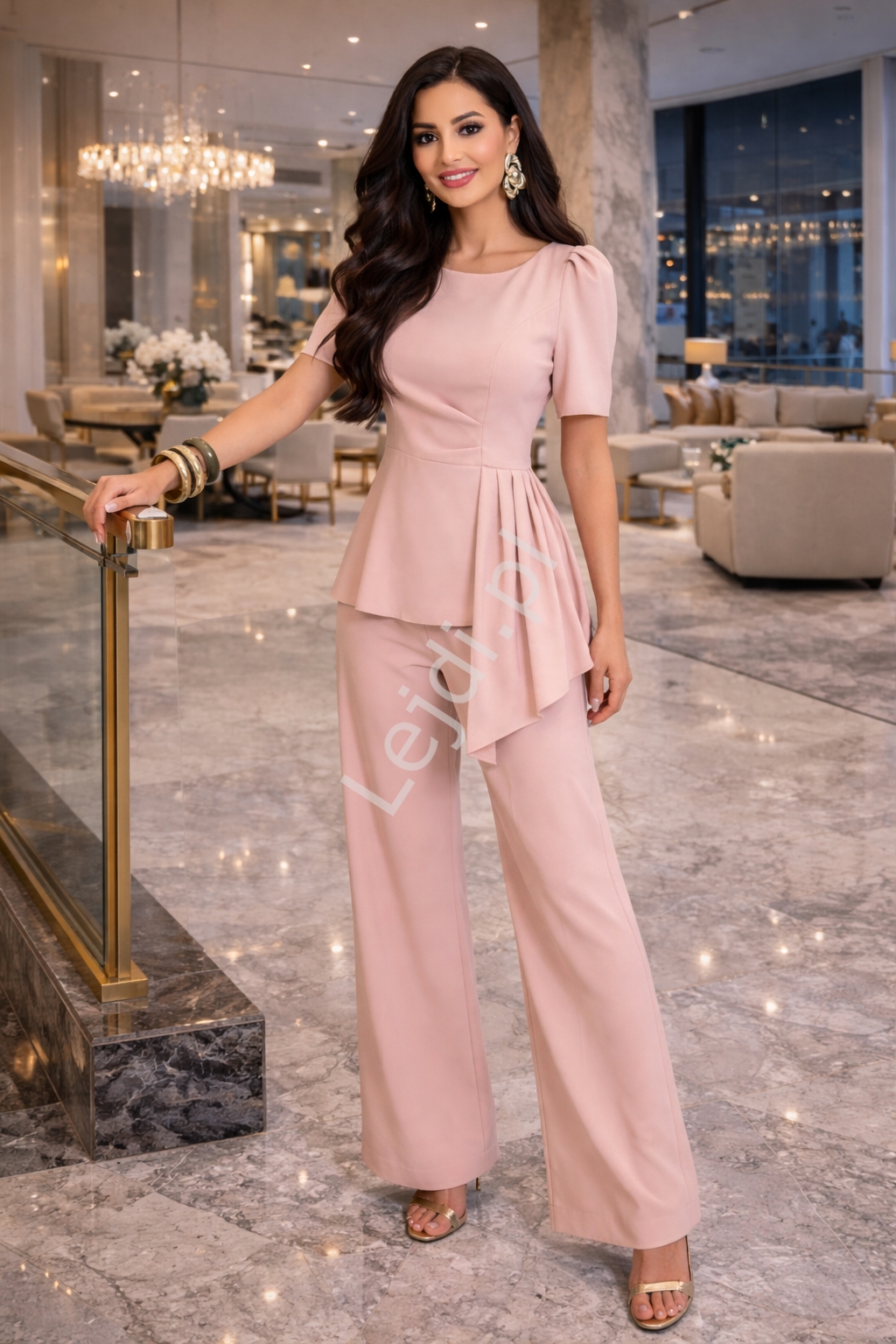 Komplet damski bluzka i spodnie Roma jasno r�owy