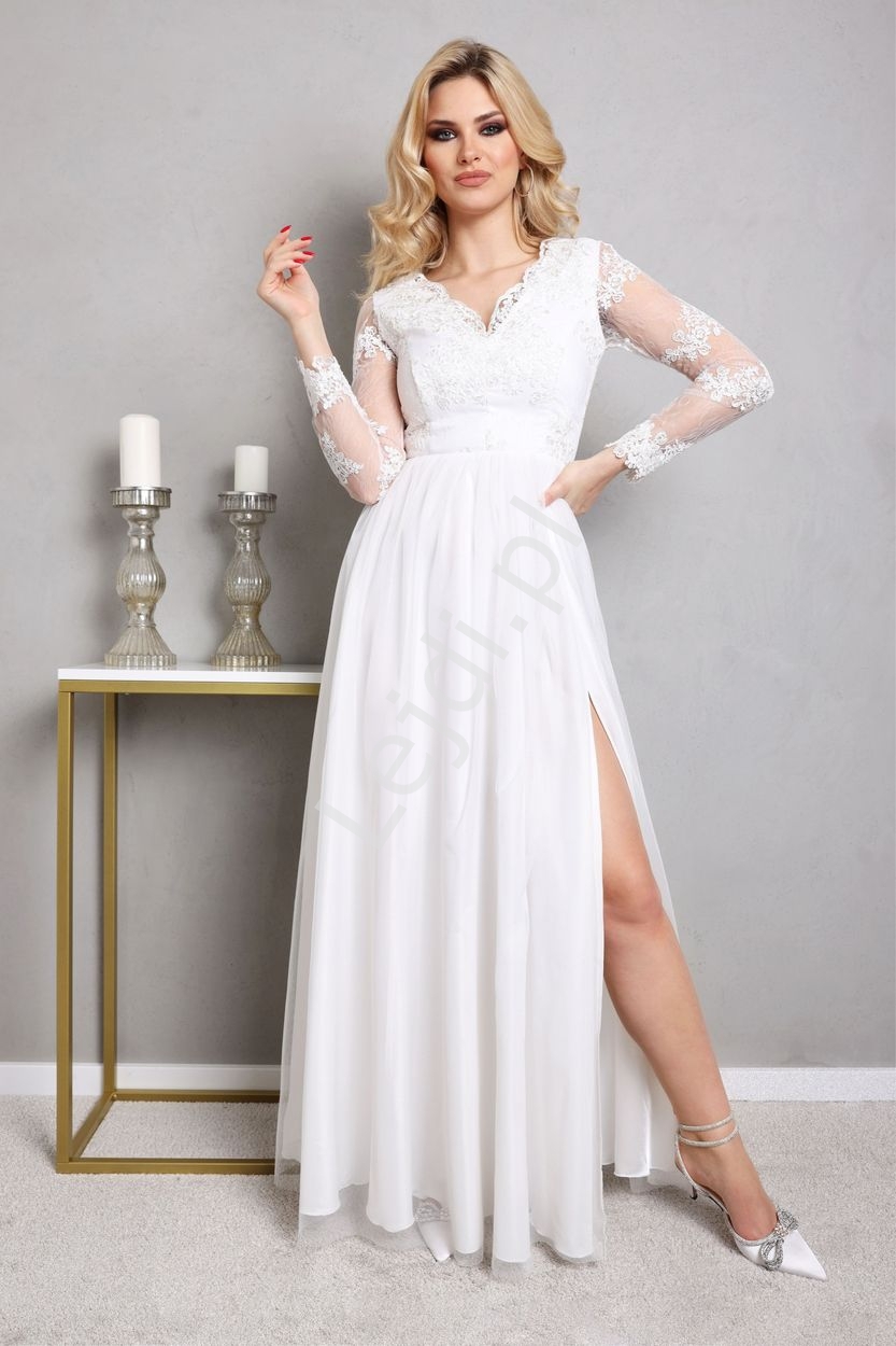 Image of Tiulowa długa suknia ślubna z elegancką koronką, Adel ecru