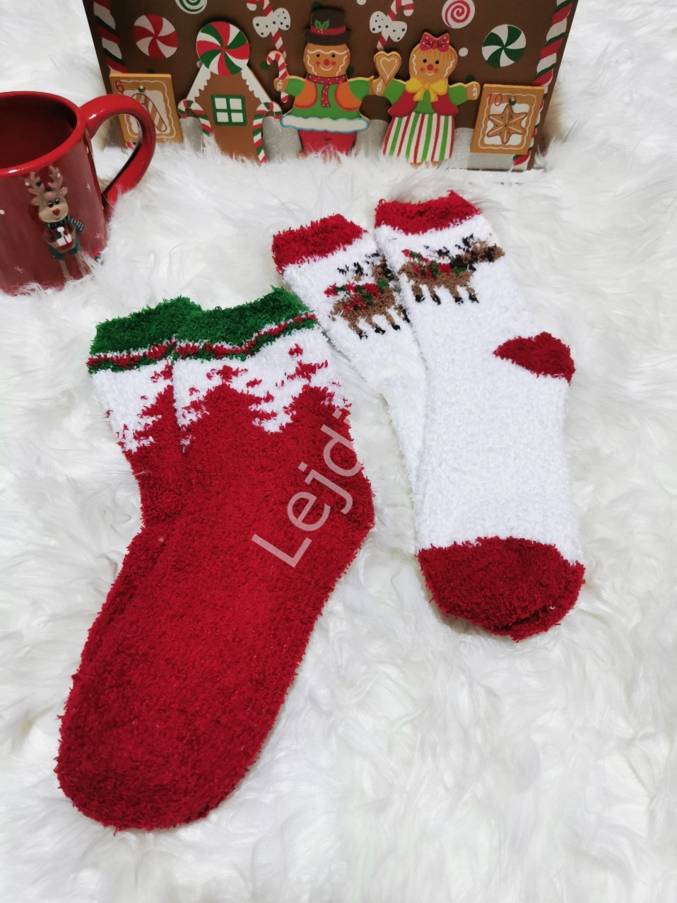 Świąteczne czerwone skarpety frotte z choinką, ciepłe zimowe skarpety