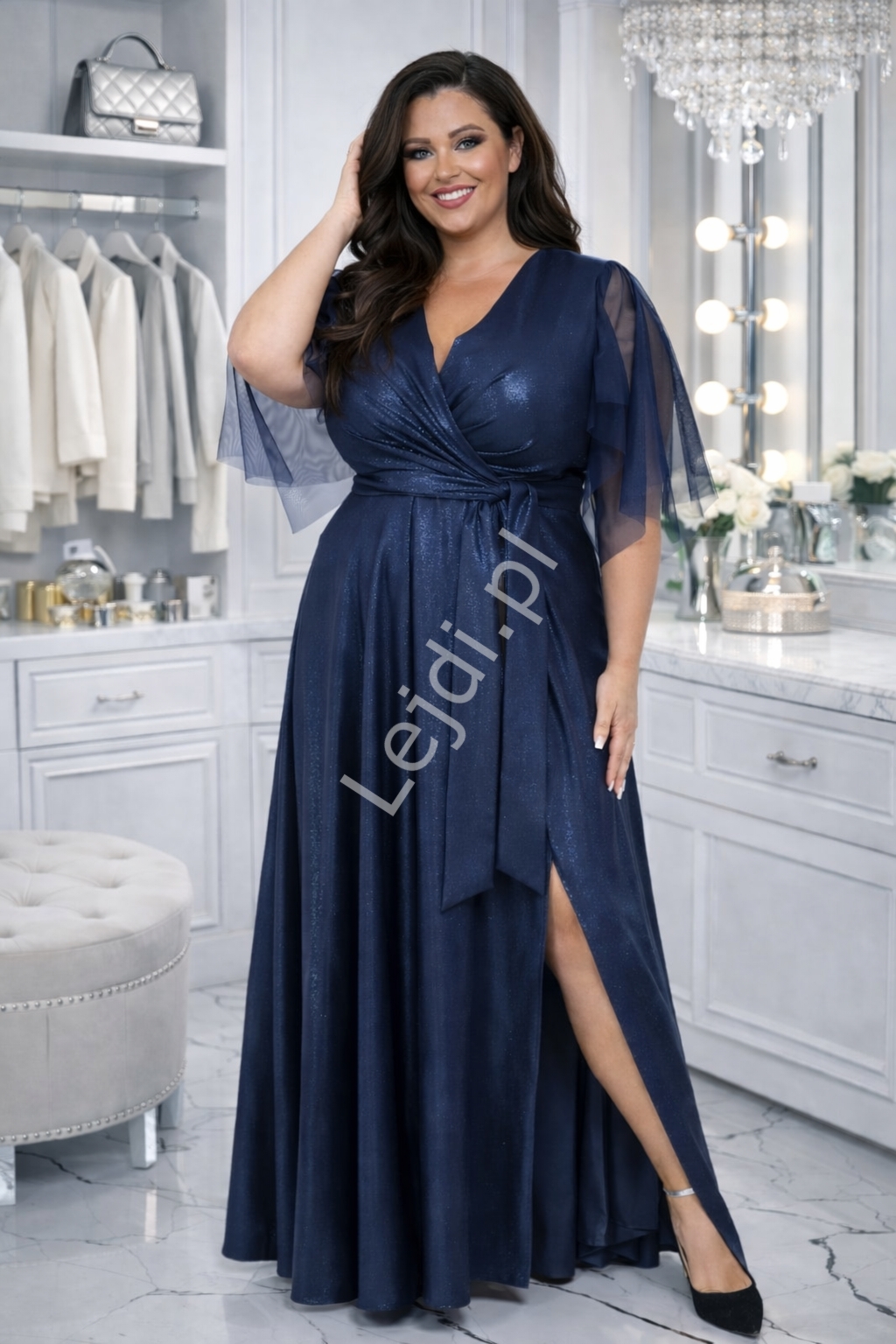 Sukienka na wesele wyszczuplaj�ca dla Matki Panny M�odej, na wesele dla �wiadkowej granatowa Evita Plus Size