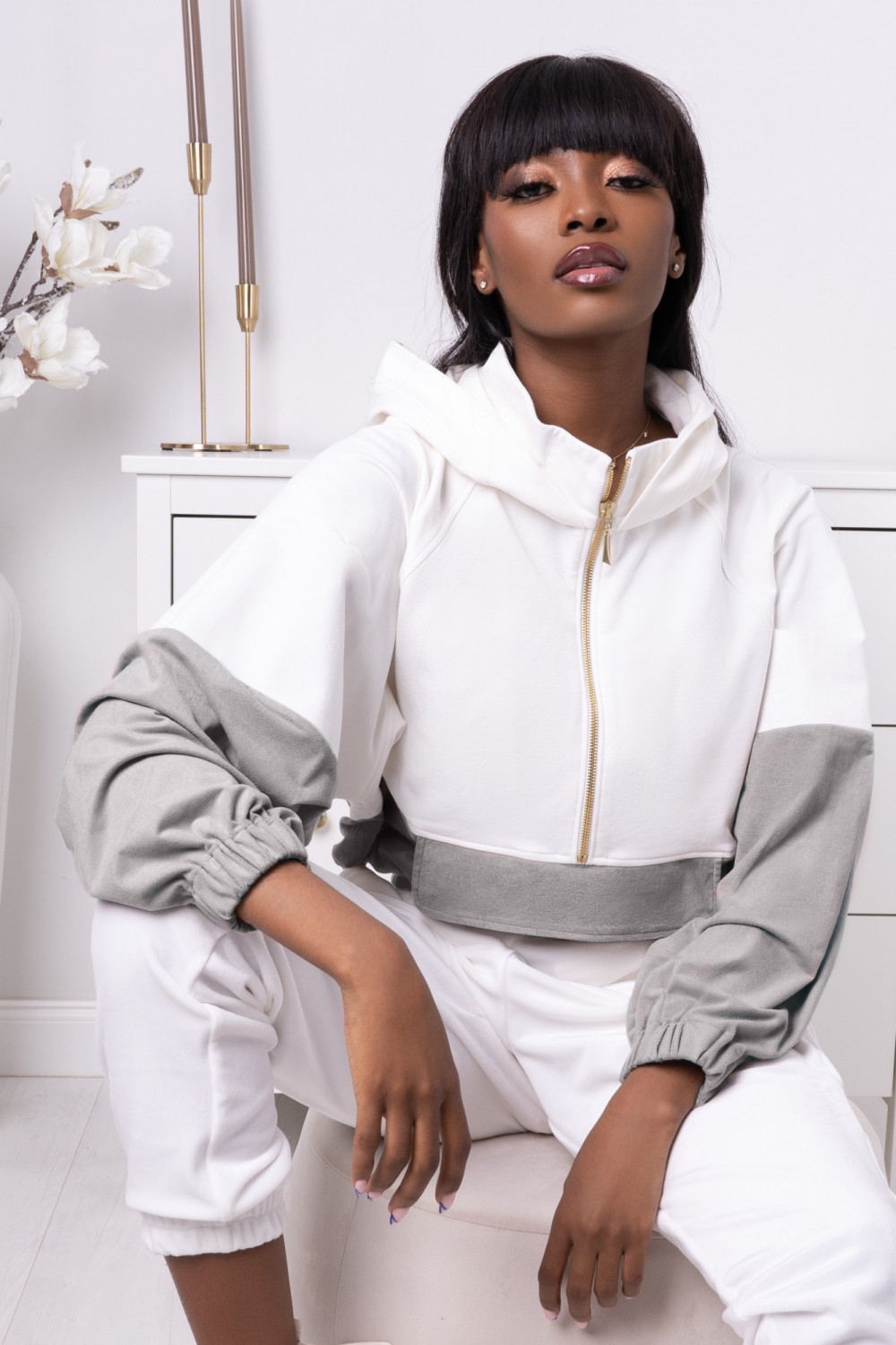 Bluza ze stójką Estera - biało