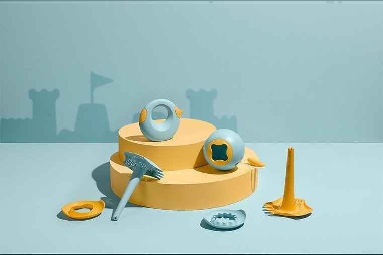 Фото - Іграшка для пісочниці Quut Małe wiaderko wielofunkcyjne Mini Ballo Banana Blue  