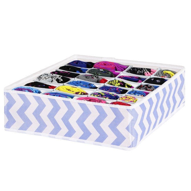 Organizer do szuflady na skarpetki i bieliznę 24 przegródki 33 × 33 × 10 cm niebieski