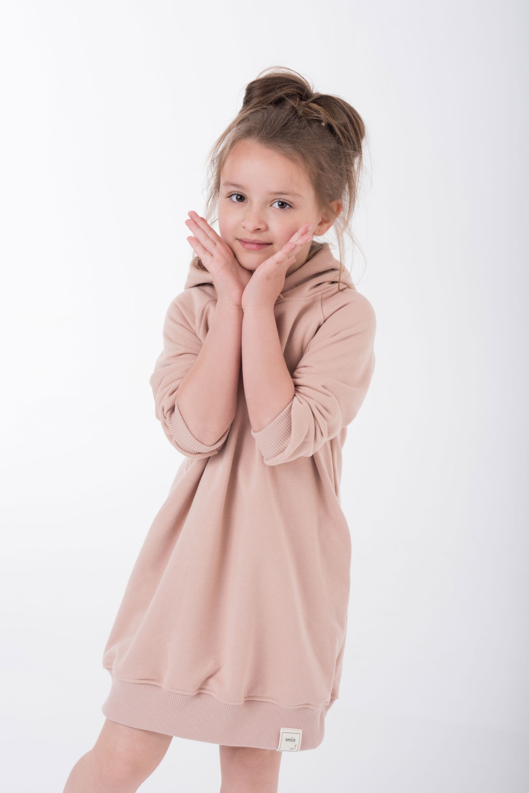 Różowa sukienka oversize dla dziewczynki Butterfly Pink Salmon - 110/116