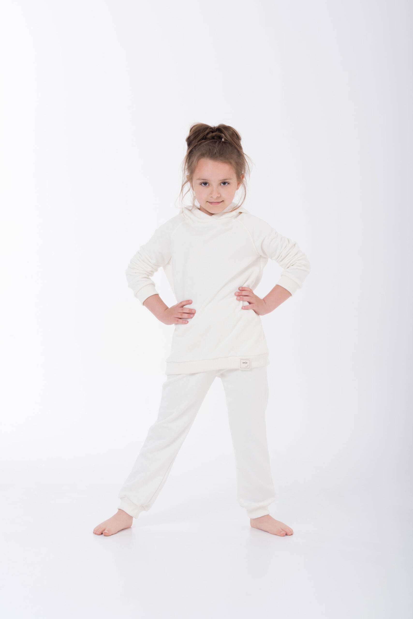 Biała dziewczęca bluza Dance Coconut Milk - 122/128