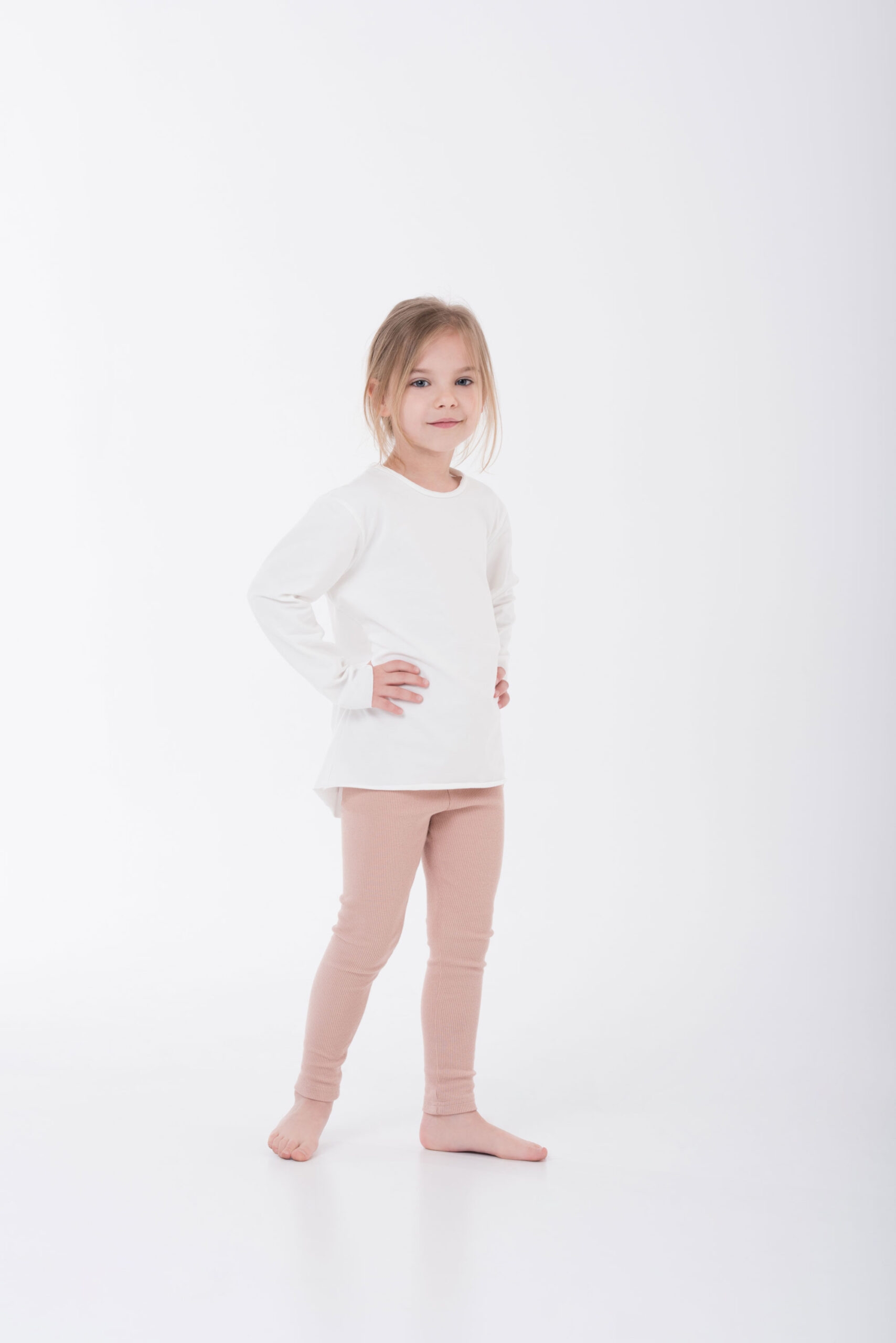 Biały Longsleeve dla dziewczynki Coconut Milk - 122/128