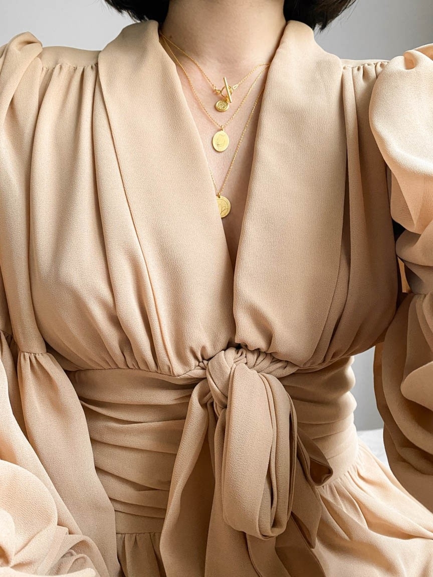 Medalion z różowego złota z lotosem : Długość - 50 cm