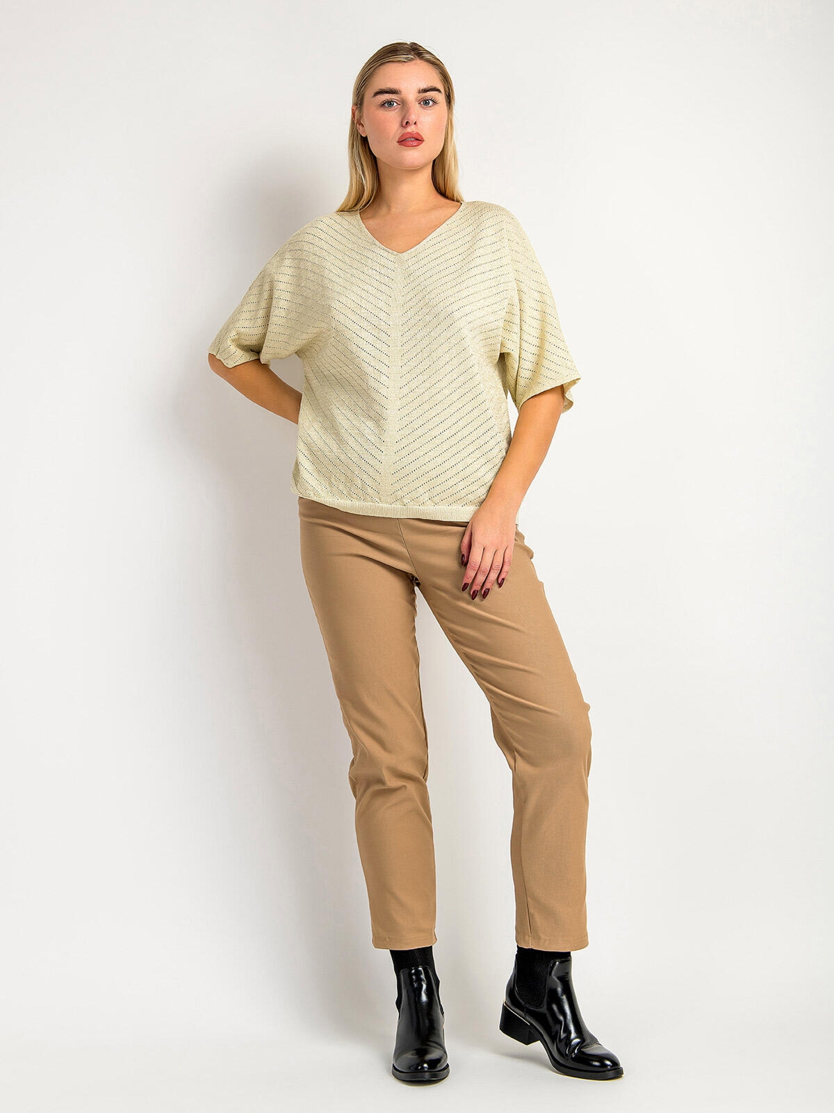 Bluzka w ażurowym splocie