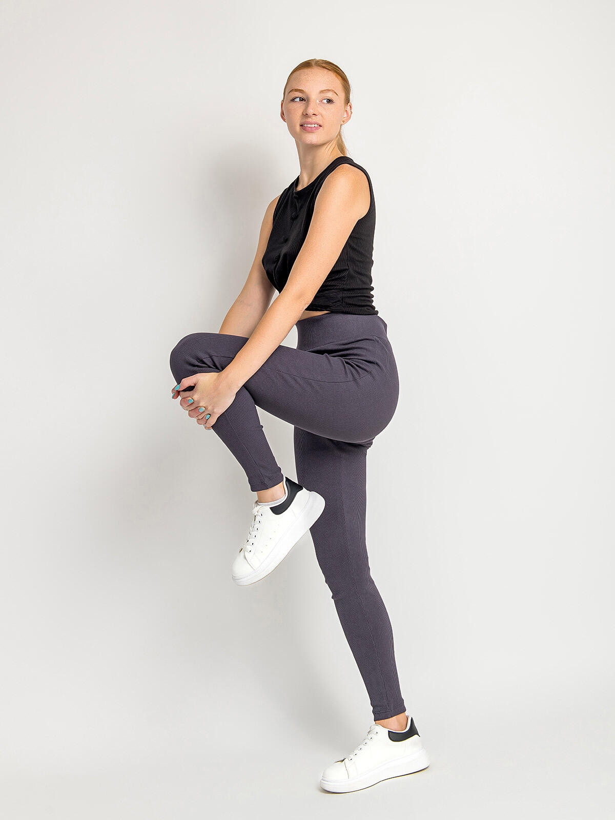 Legginsy z wysokim stanem