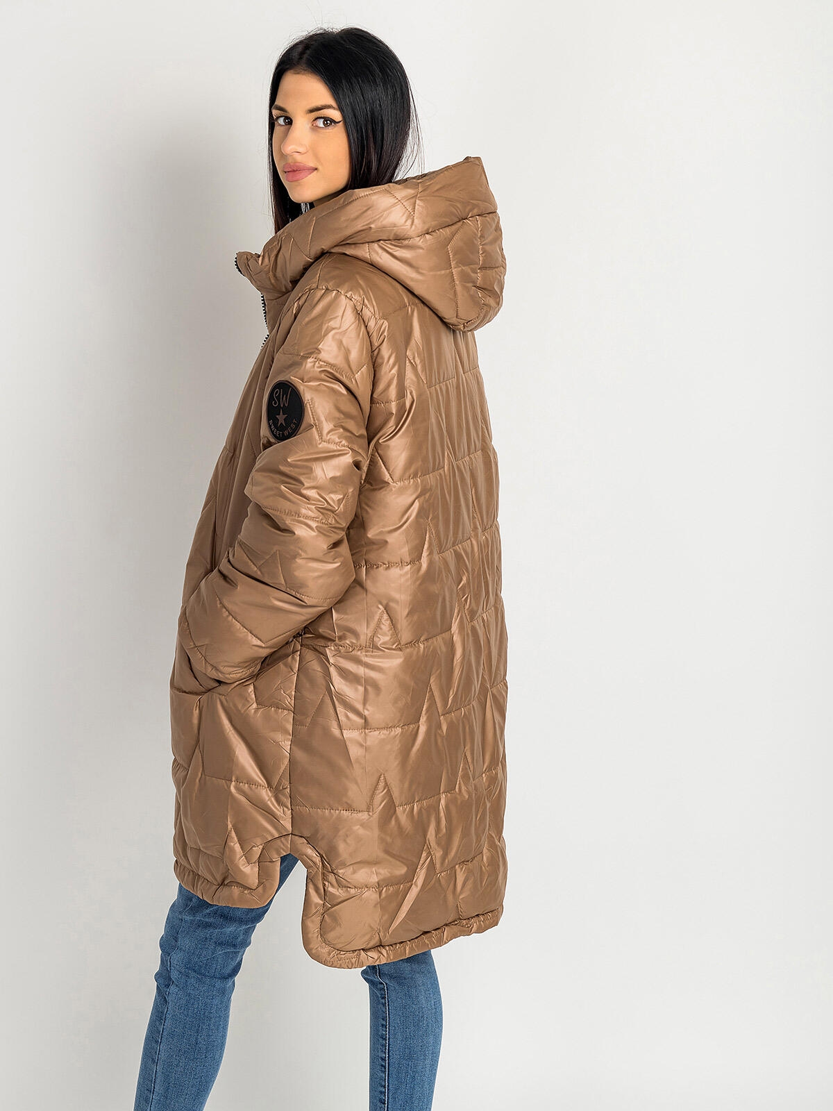 Kurtka z kapturem plus size