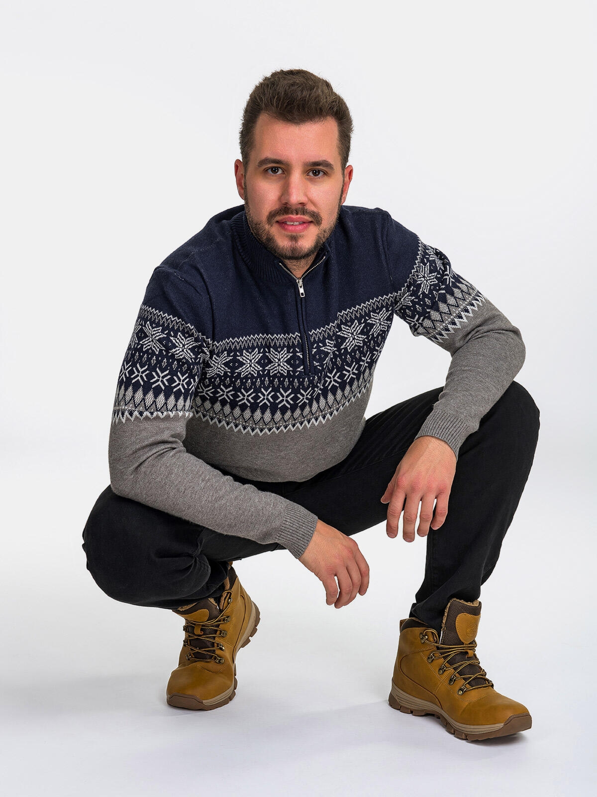 Sweter z motywem norweskim