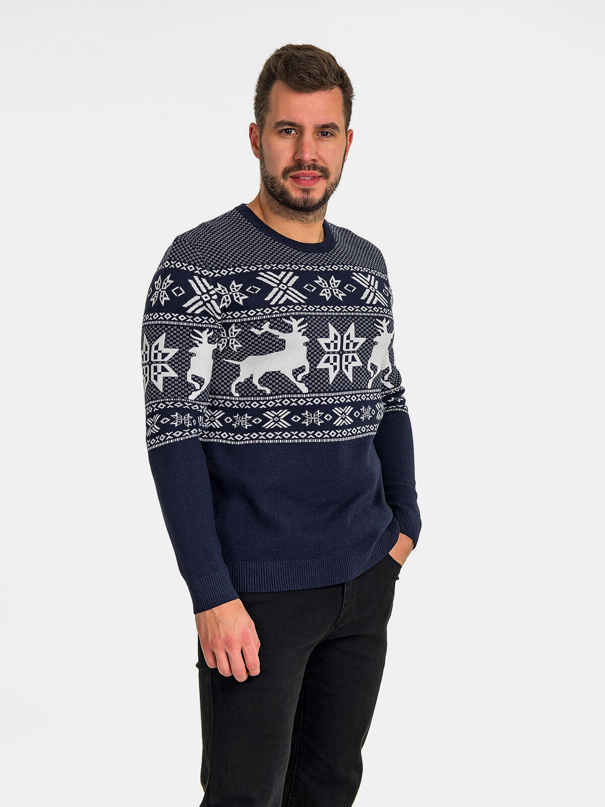 Sweter z motywem norweskim