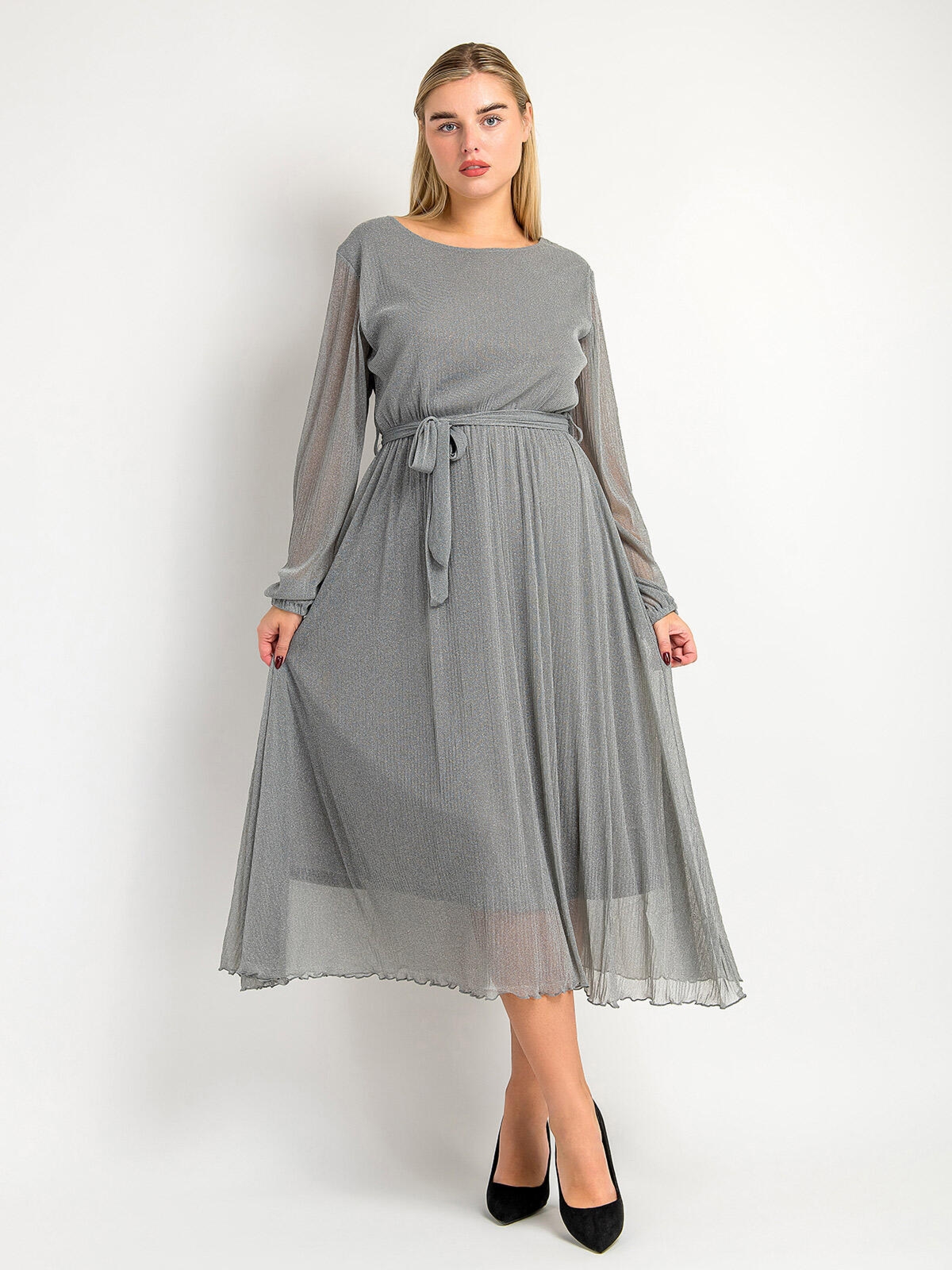 Sukienka midi z błyszczącą nitką