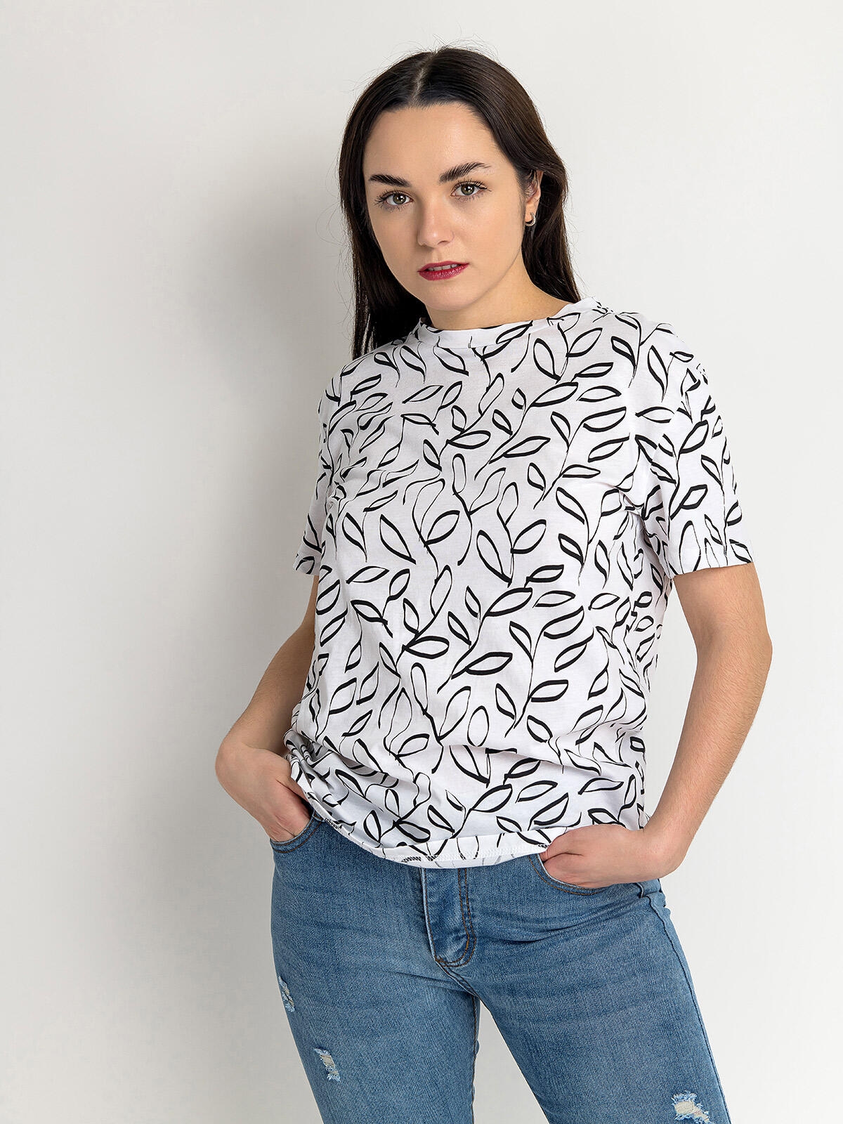 
						T-shirt z printem
					
