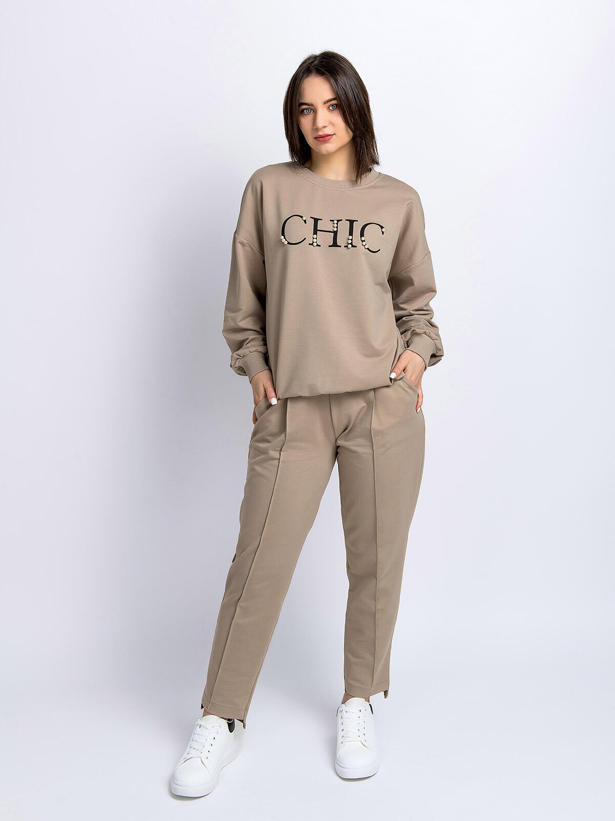 Bluza z perełkami