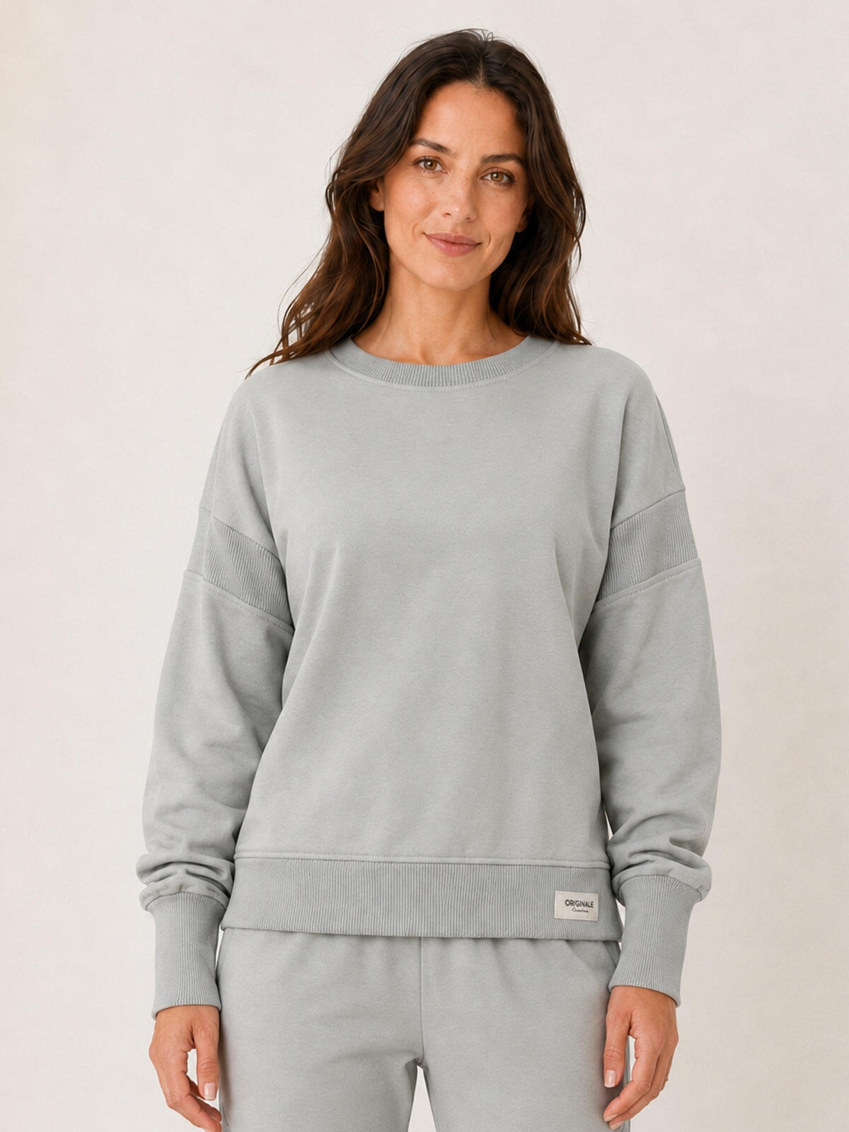 Bluza z dłuższym tyłem