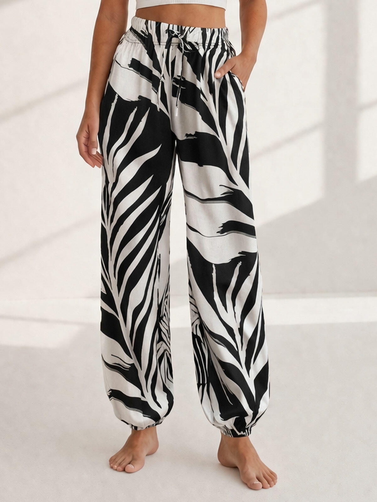 Wzorzyste spodnie z wiskozy