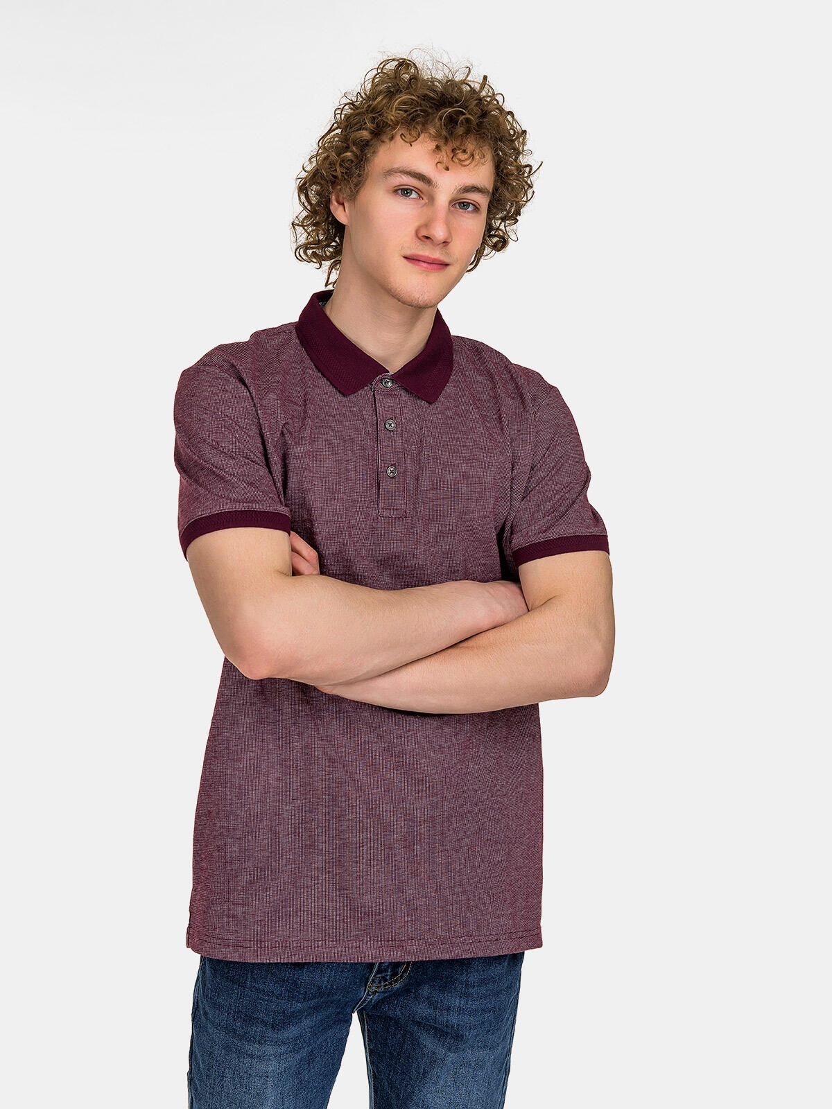 
						T-shirt polo
					