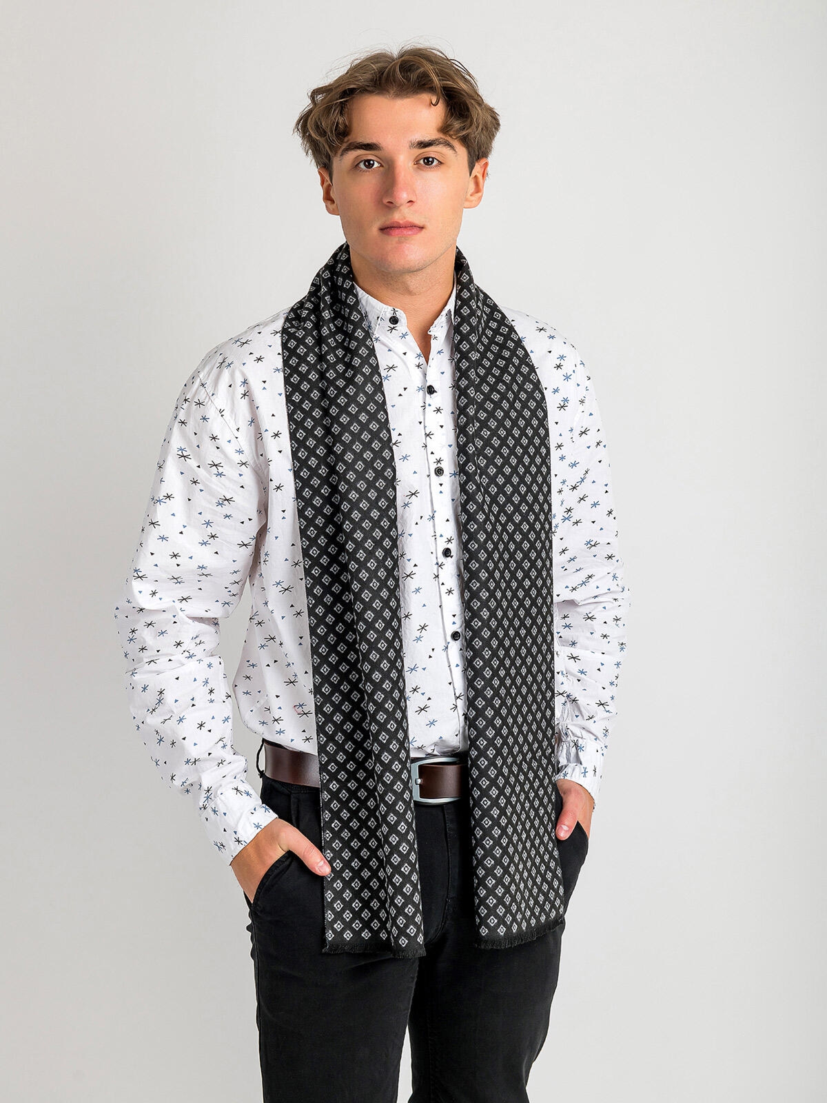 Szalik z domieszką wiskozy