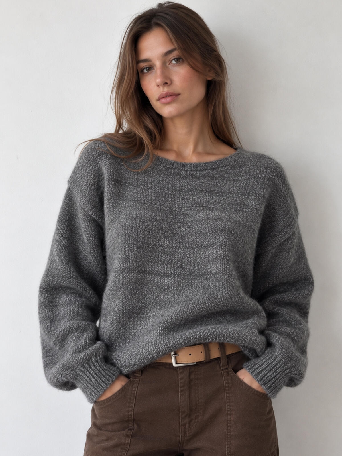 Sweter z kokardą