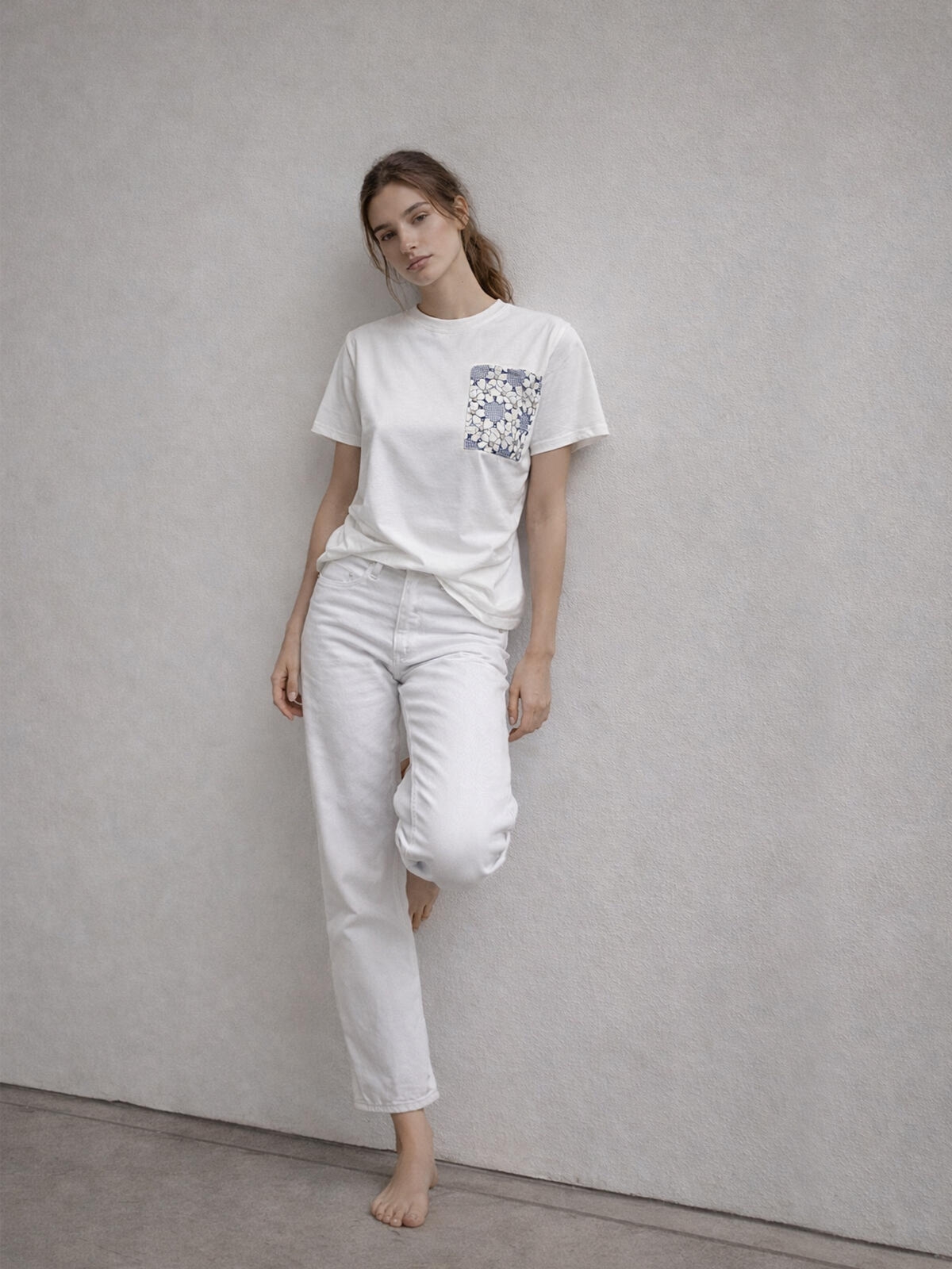 T-shirt bawełniany z kieszonką