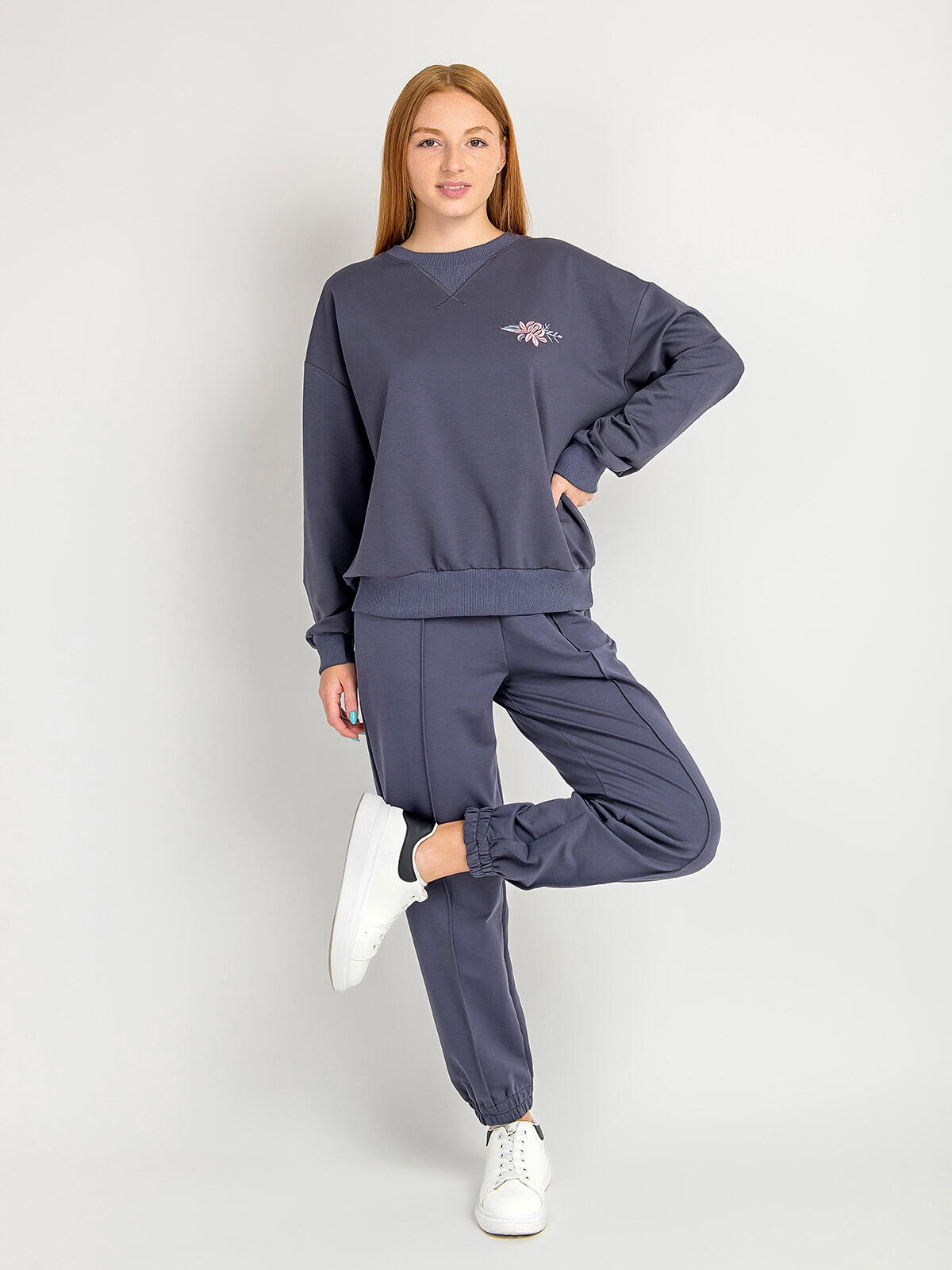 Bluza z haftem