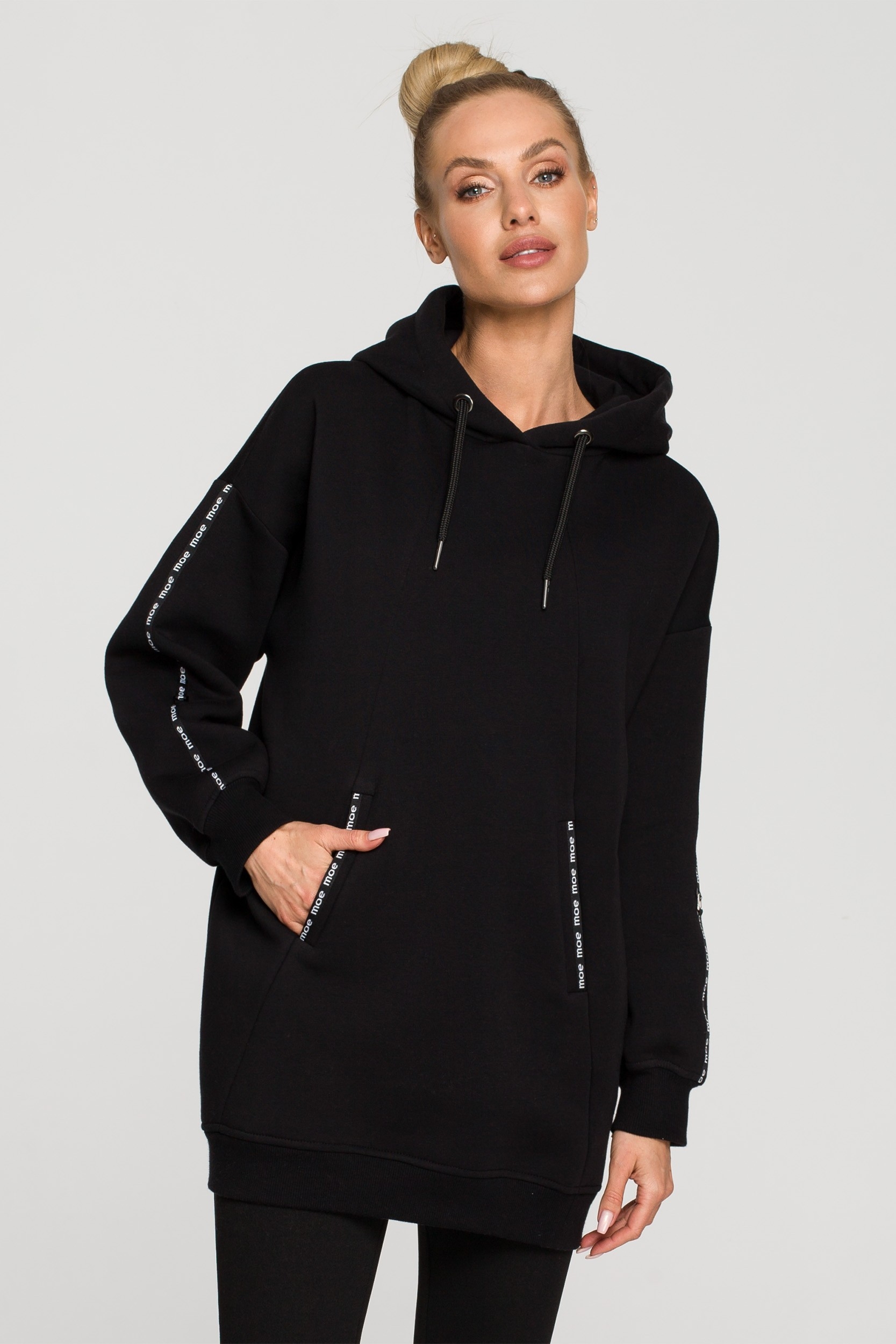 Bluza z kapturem i lampasami - czarna - Rozmiar: M