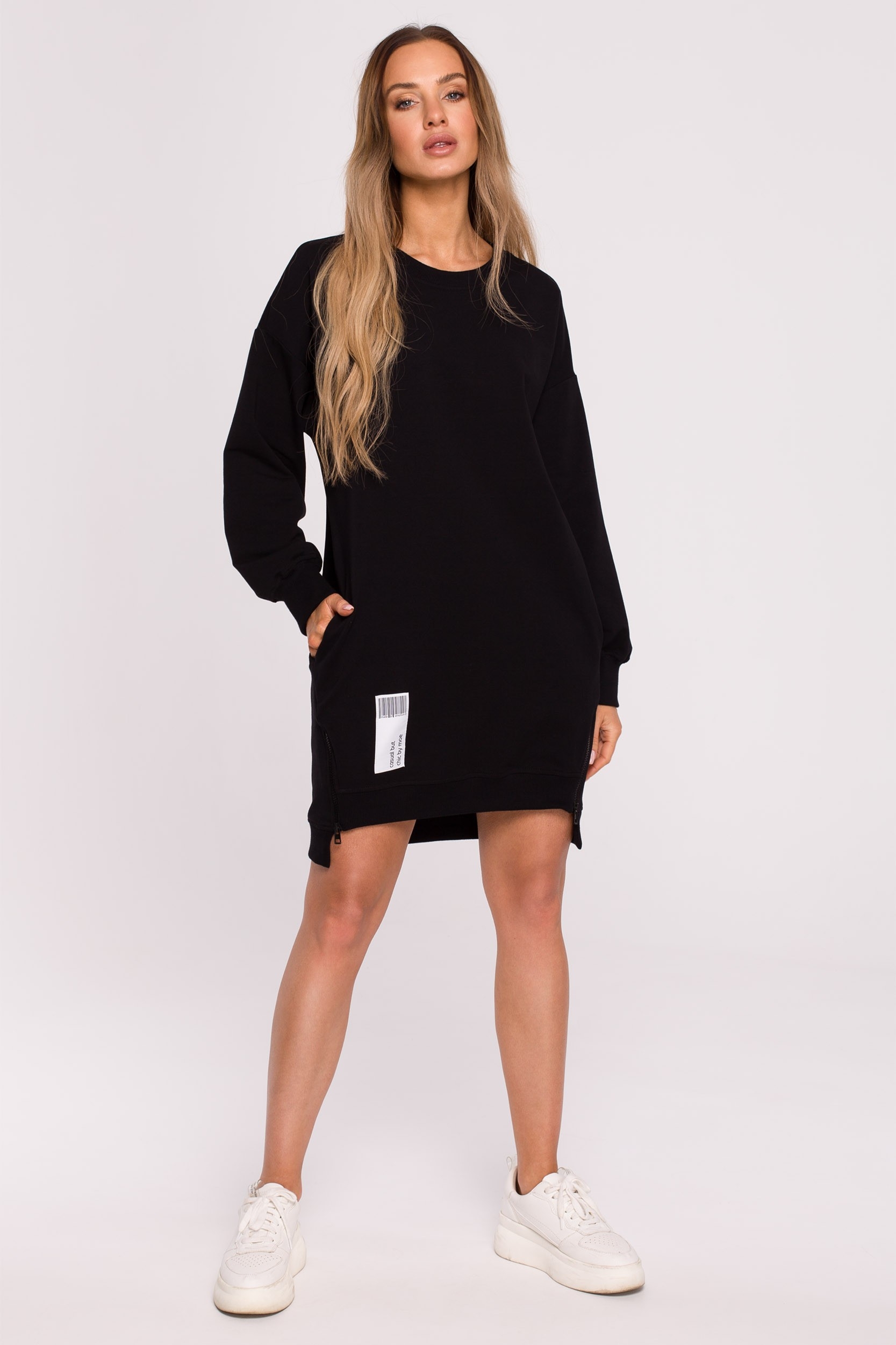 Tunika z ozdobnymi zamkami - czarna - Rozmiar: XL