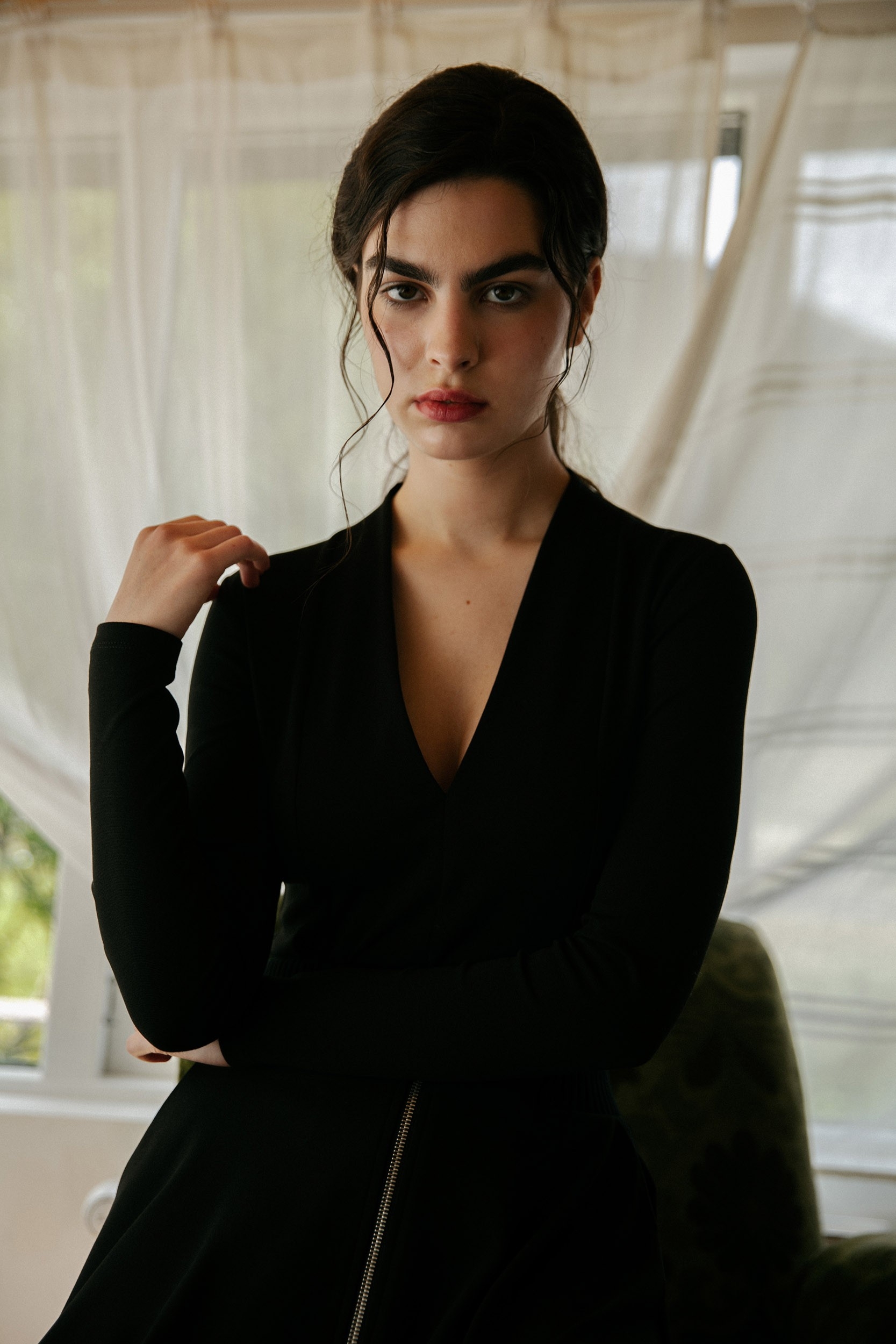 Body z dekoltem z długim rękawem - Czarne - Rozmiar: XL