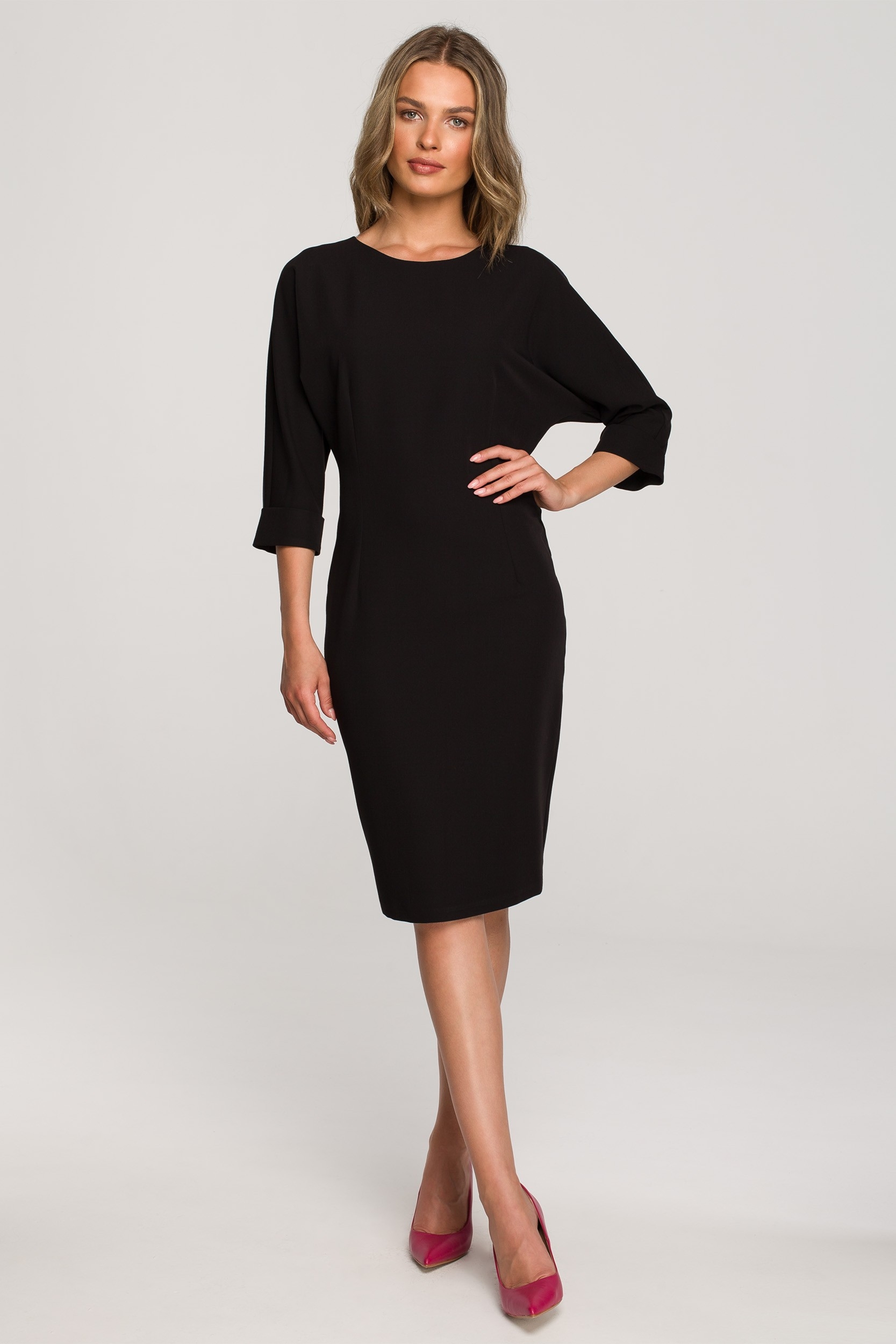 Ołówkowa sukienka z okrągłym dekoltem - Czarna Rozmiar: XL