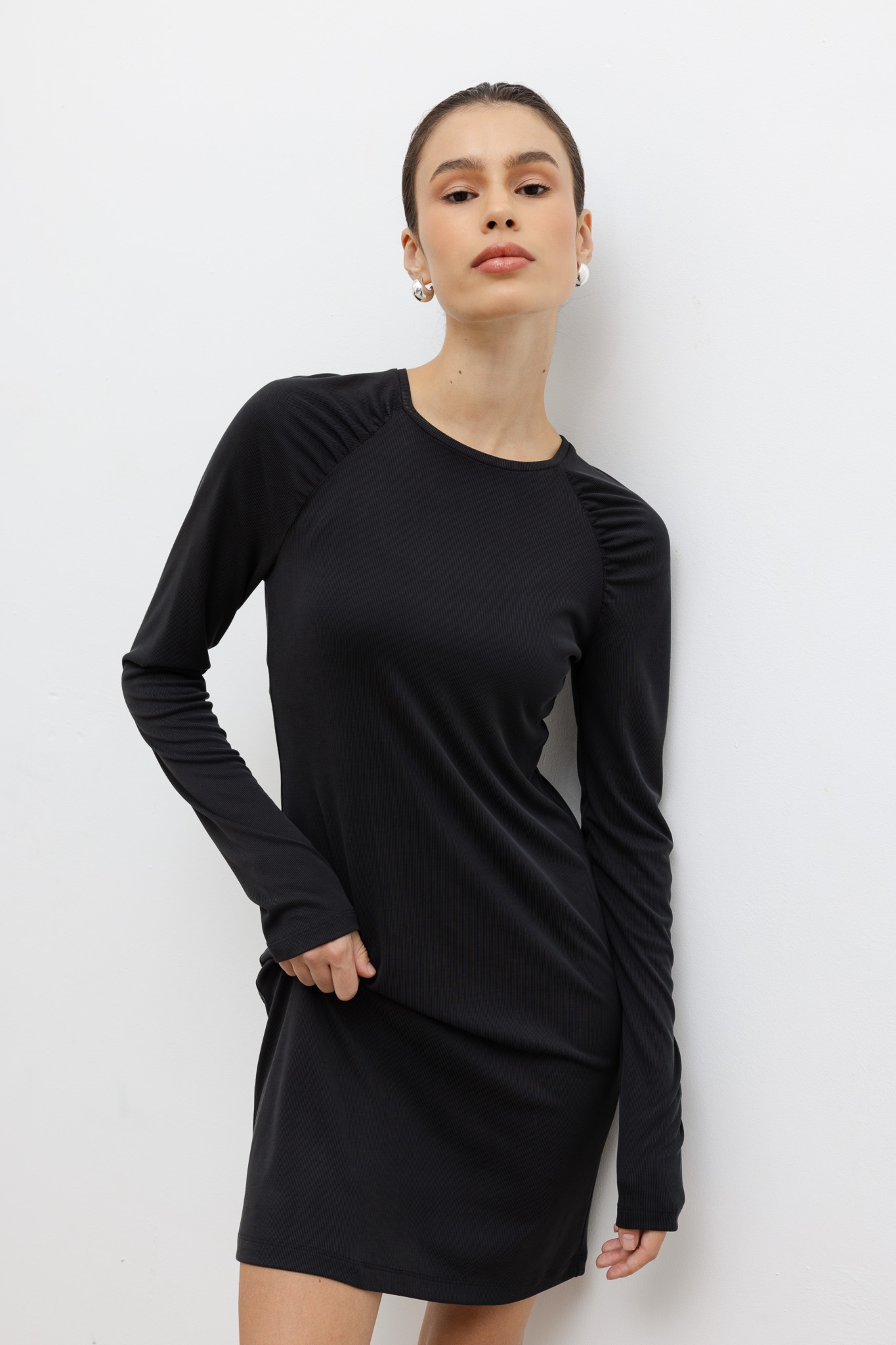 SUKIENKA ASTRID CZARNA M - Flawless