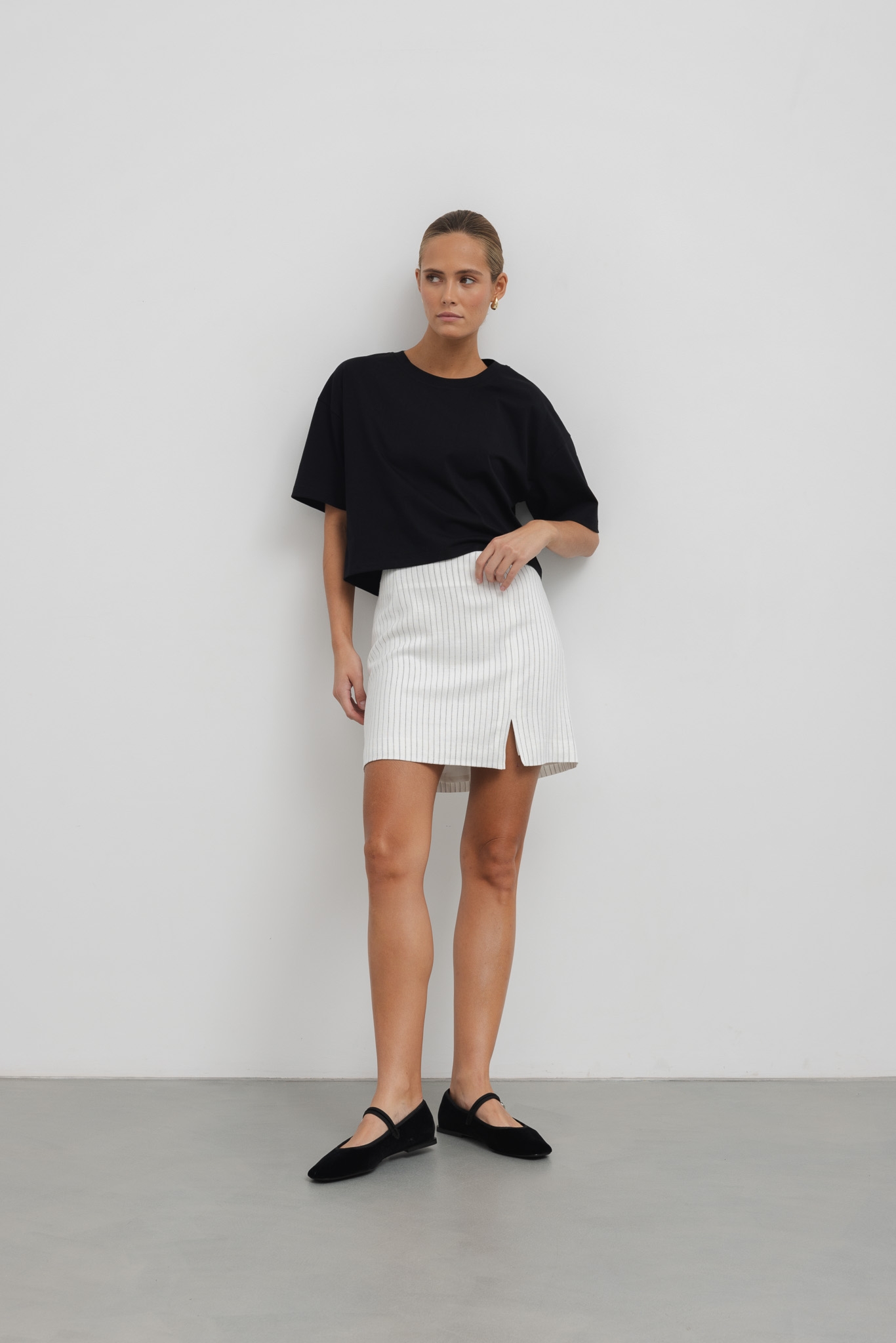 SPÓDNICA BONI ŚMIETANKOWO- CZARNA M - Flawless