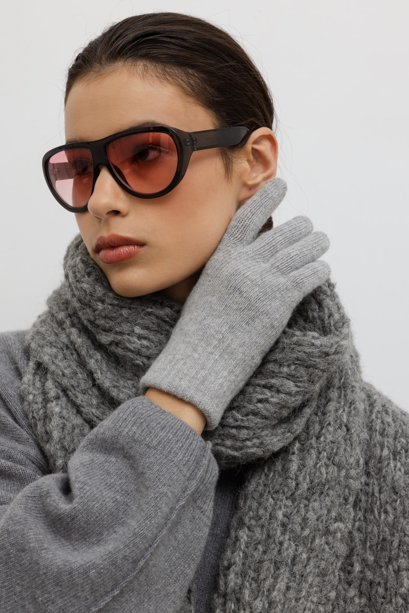 WEŁNIANE RĘKAWICZKI INES SZARE One size - Flawless