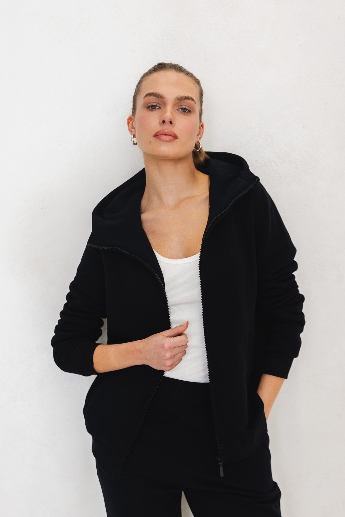 BLUZA NICOLE CZARNA S - Flawless