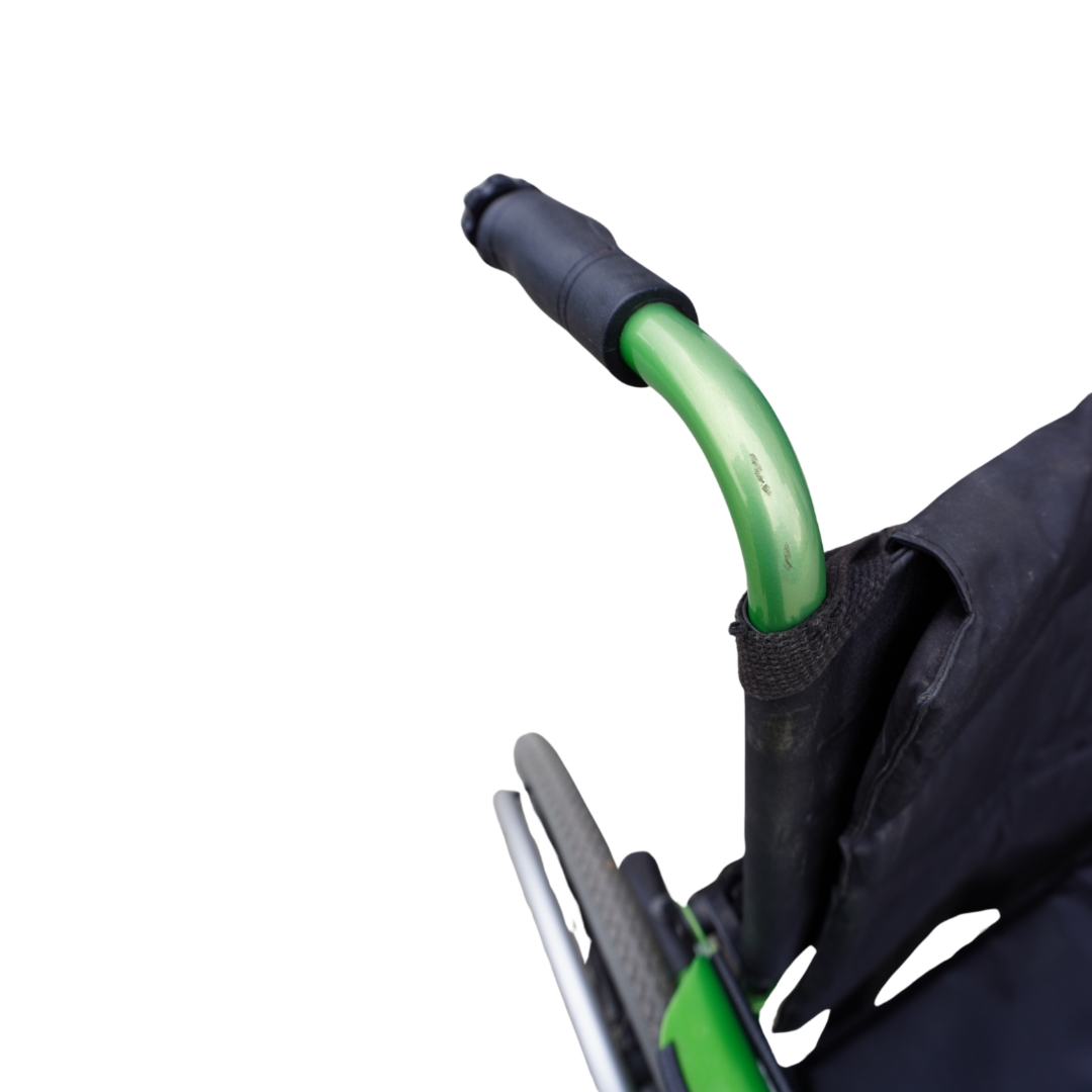 Wyprzedaż: Wózek inwalidzki modułowy ze stopów lekkich V200 Vermeiren