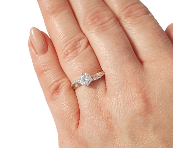 Pierścionek z różowego złota z cyrkoniami CP-50P-C