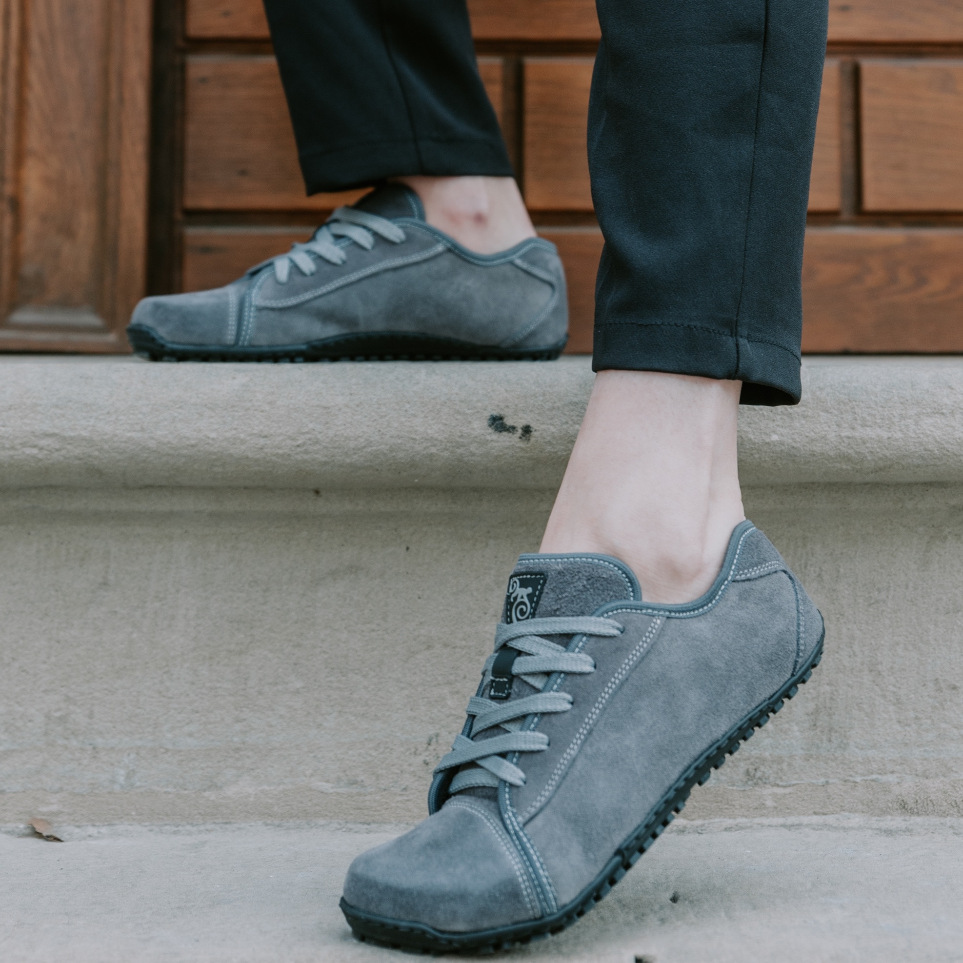 Magical Shoes Promenade Gray Suede Unisex - 38 EU