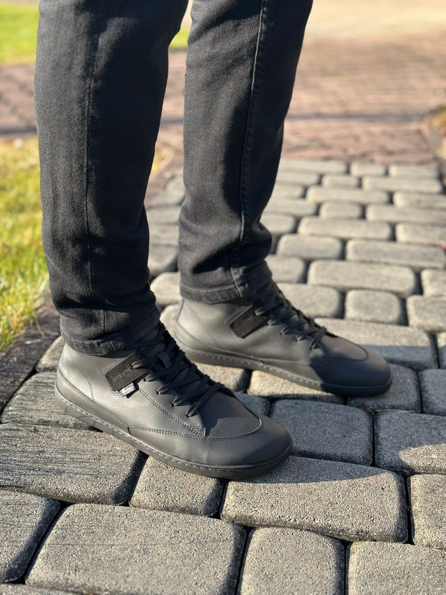 Edeo Barefoot Warmer-Zip Black-Grain - Czarny - 44 EU