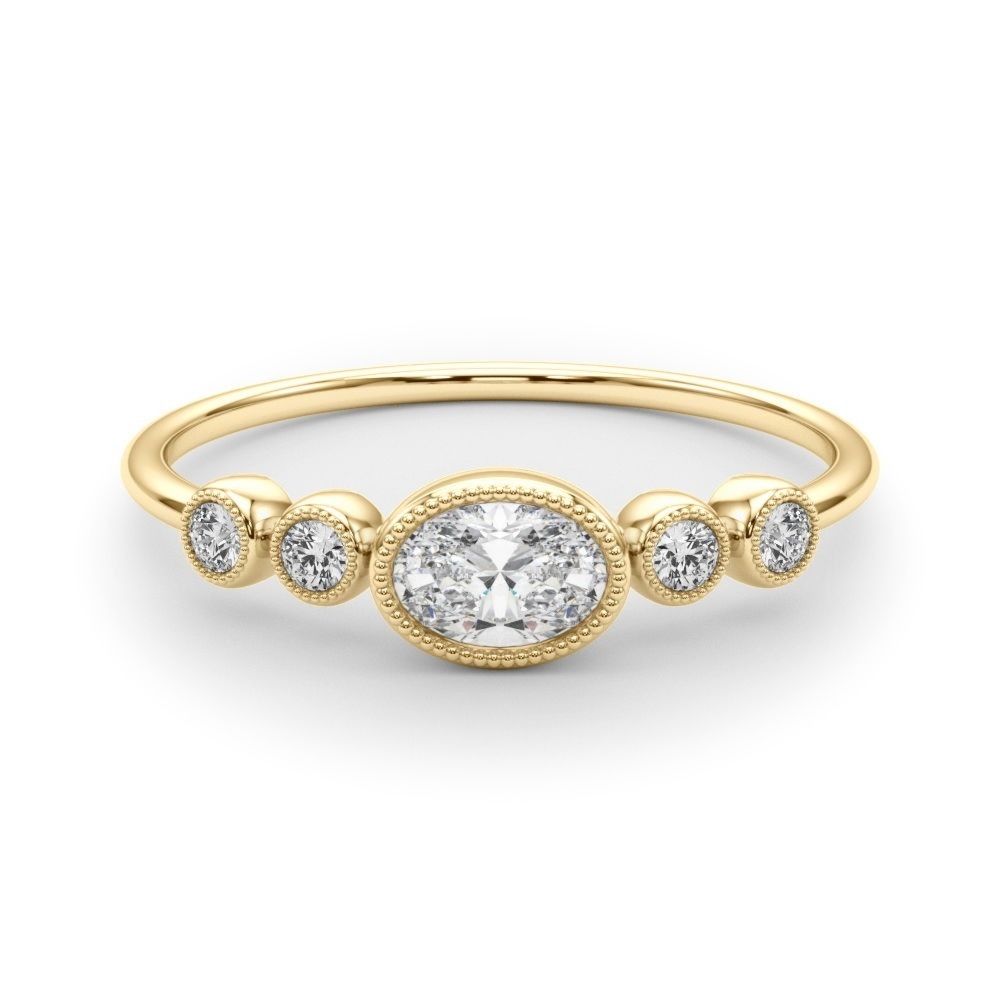 Pięciokamieniowy Pierścionek z Owalnym Naturalnym Diamentem w Oprawie Bezel 585 Żółte Złoto