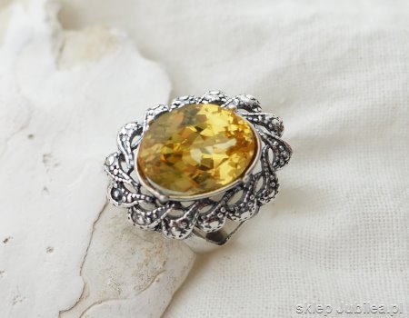 Image of CASTELLON srebrny pierścień naturalny sphene 8,60c
