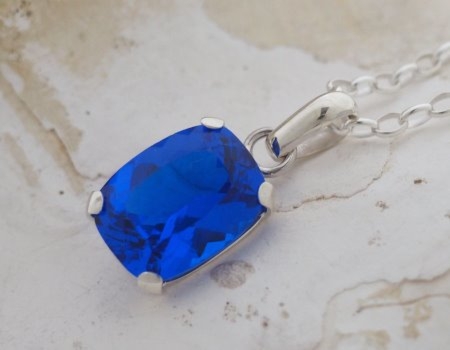 Błękit Kilimandżaro wisiorek z naturalnym tanzanit
