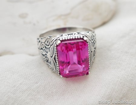 Image of GENTLEMAN naturalny rubin12.85ct srebrny sygnet