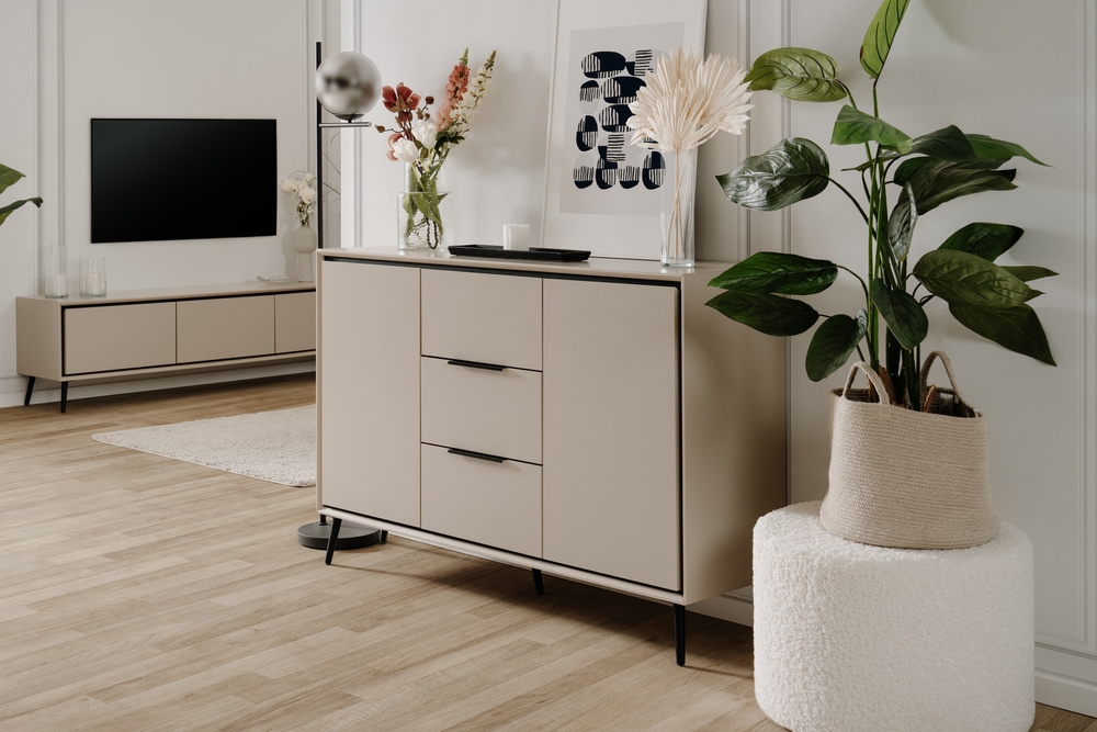 Komoda z szufladami i drzwiami capuccino mat 135 cm Arona